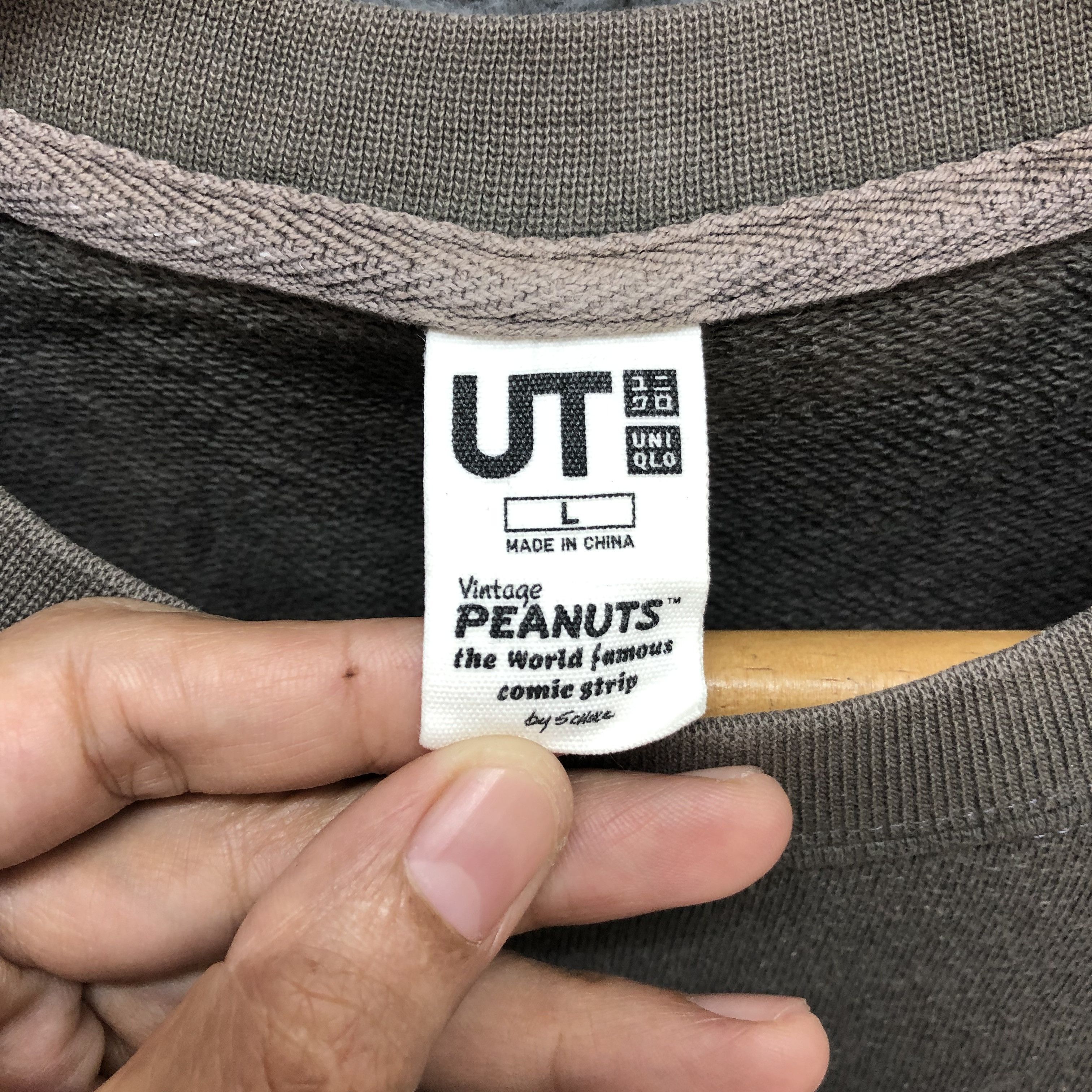 Uniqlo Peanuts Big Logo Sweatshirts #6303-59 Size US L / EU 52-54 / 3 - 6 Thumbnail