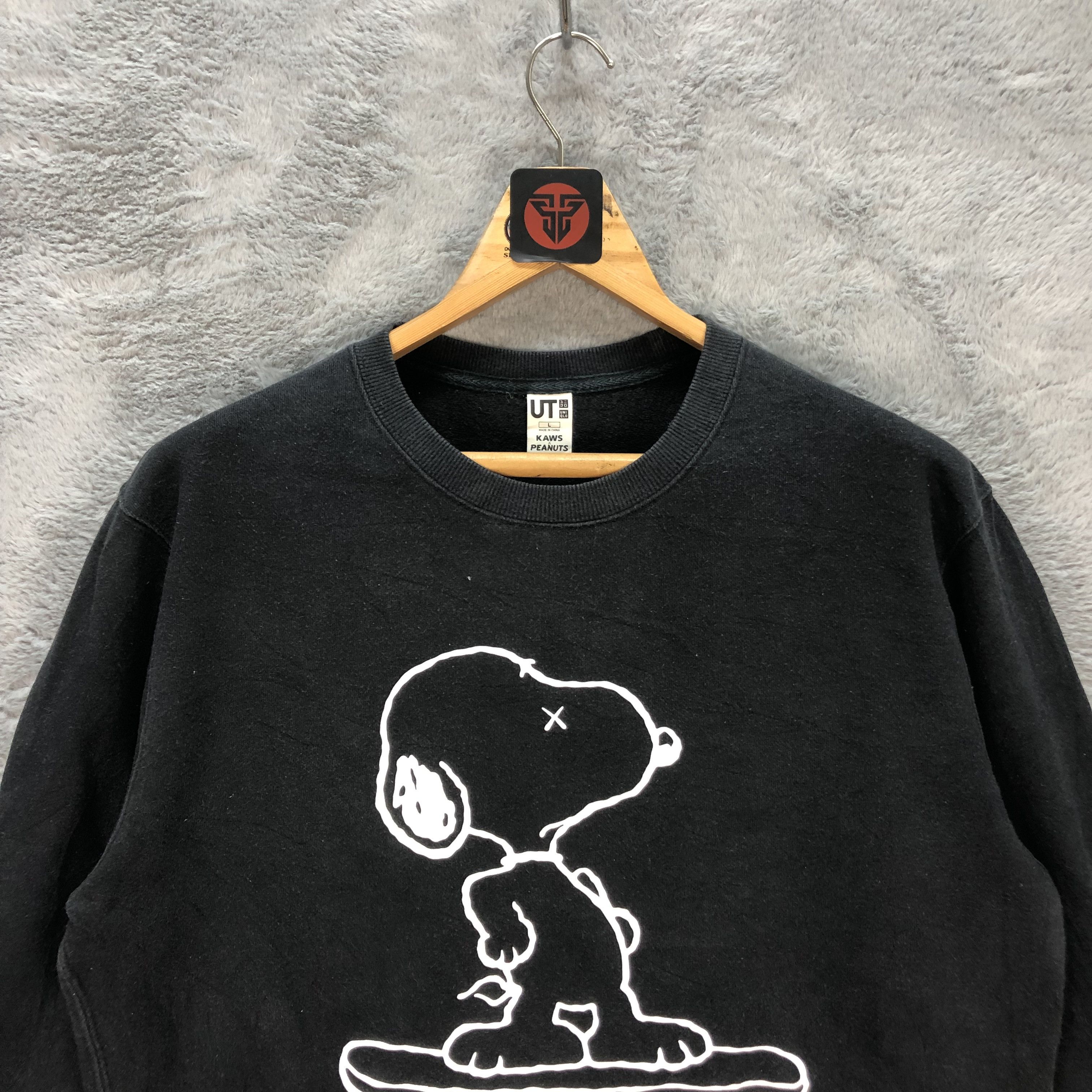 Kaws × Peanuts × Uniqlo Kaws X Uniqlo X Peanuts Skateboard Sweatshirts #6304-59 Size US L / EU 52-54 / 3 - 2 Thumbnail