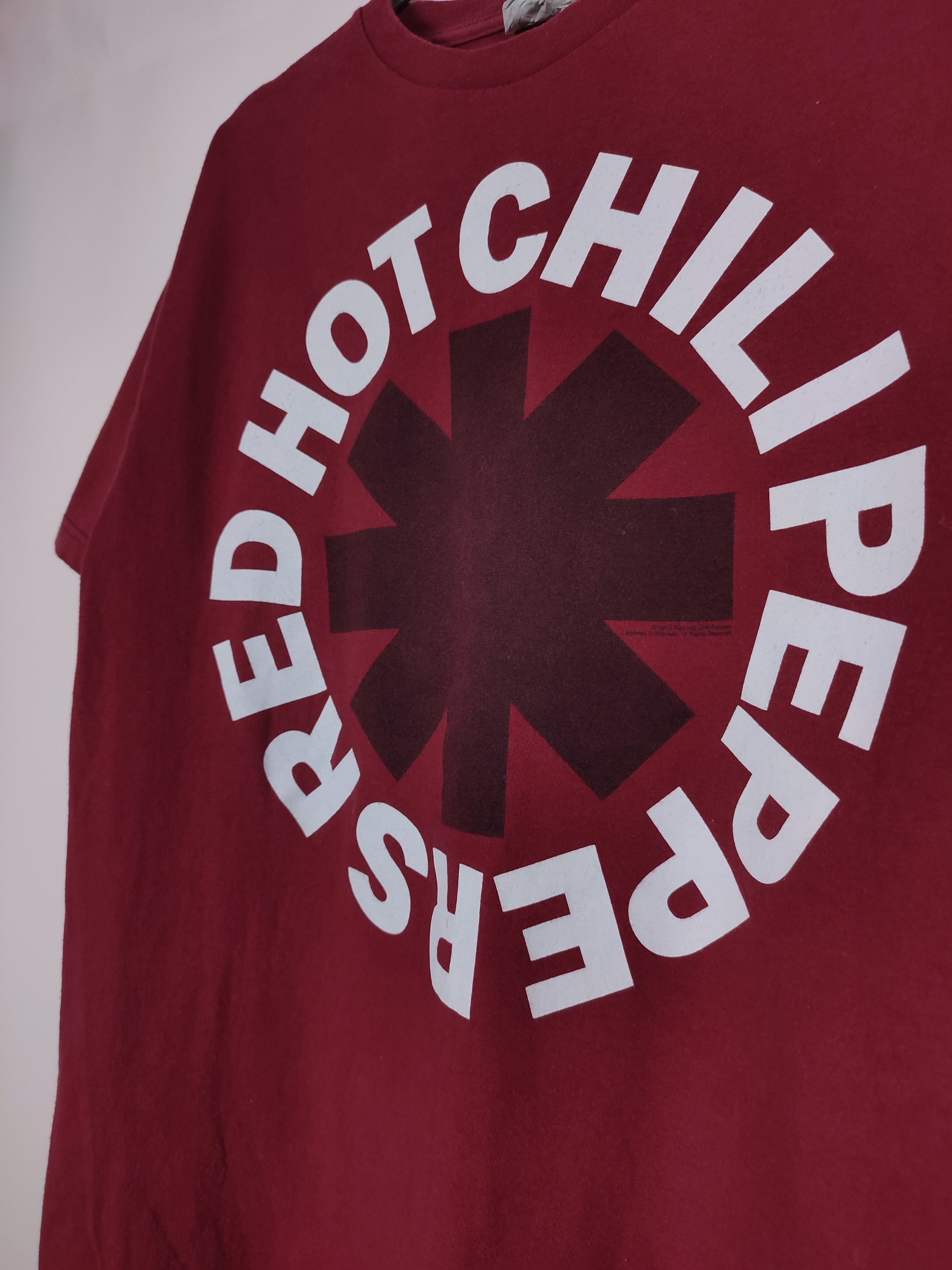 Vintage Red Hot Chili Peppers 2012 Vintage Band t shirt Size US L / EU 52-54 / 3 - 1 Thumbnail