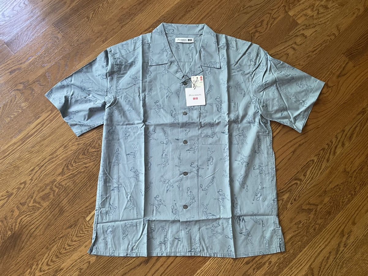 JW Anderson × Uniqlo Extra Small Open Collar Light Blue Tennis Dress Shirt Up XS Size US XS / EU 42 / 0 - 1 Thumbnail
