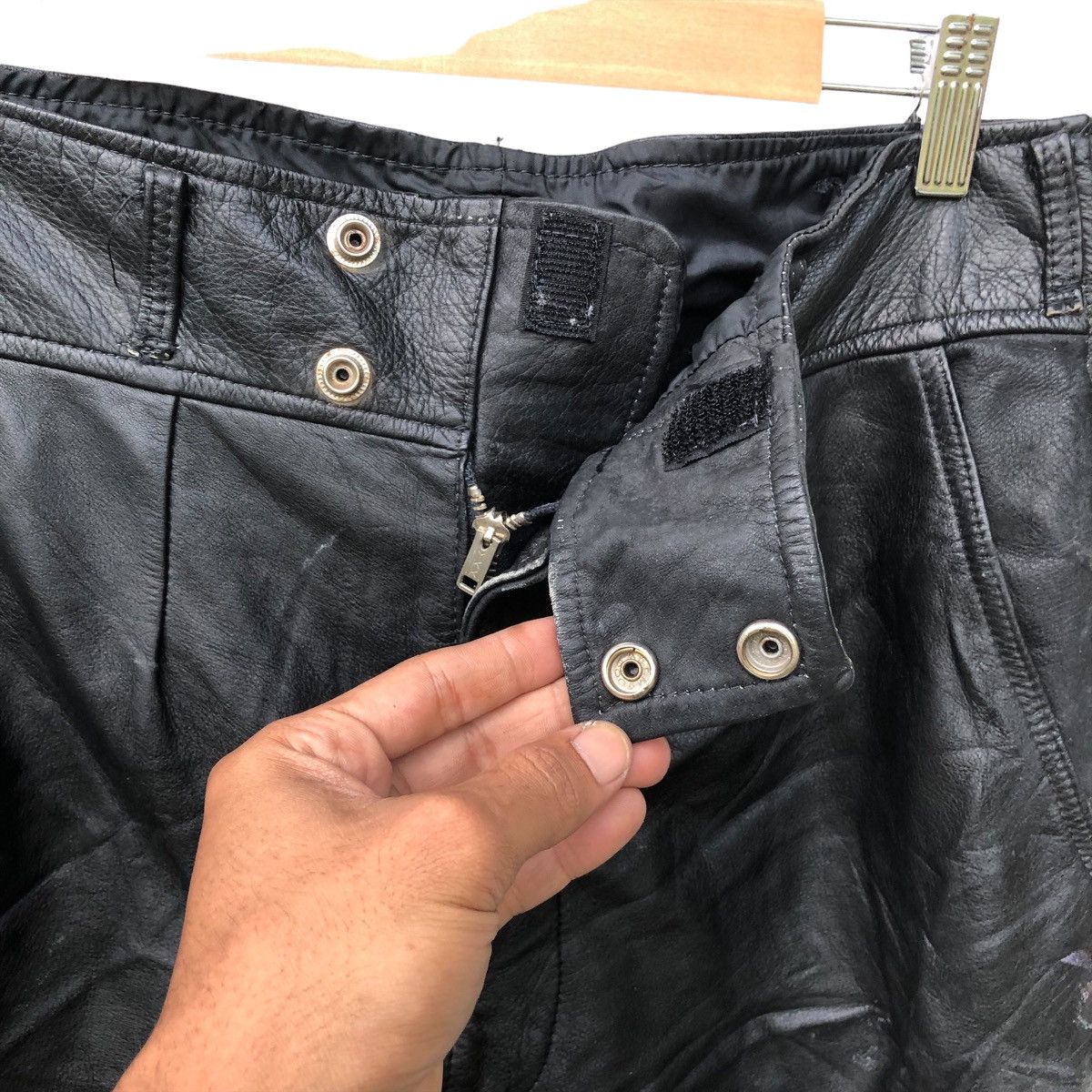 Kadoya VINTAGE JAPANESE BRAND Leather Pants Style Kurshitani Size US 33 - 3 Thumbnail