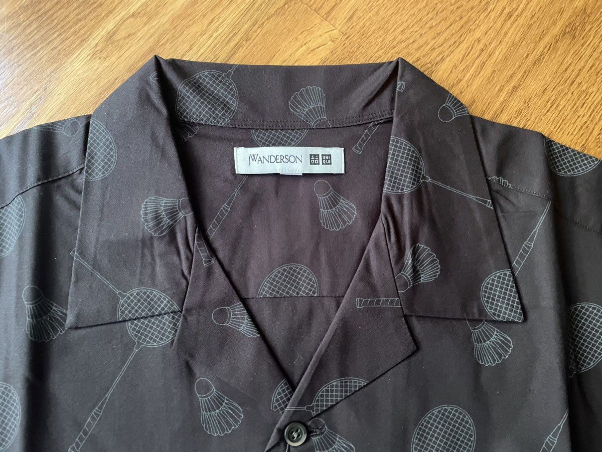 JW Anderson × Uniqlo Large Open Collar Black Badminton Tennis Shirt Up Vacation Size US L / EU 52-54 / 3 - 3 Thumbnail