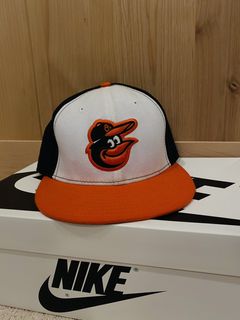 New Era Mens 5950 ACPerf Baltimore Orioles Road Game Fitted Hat