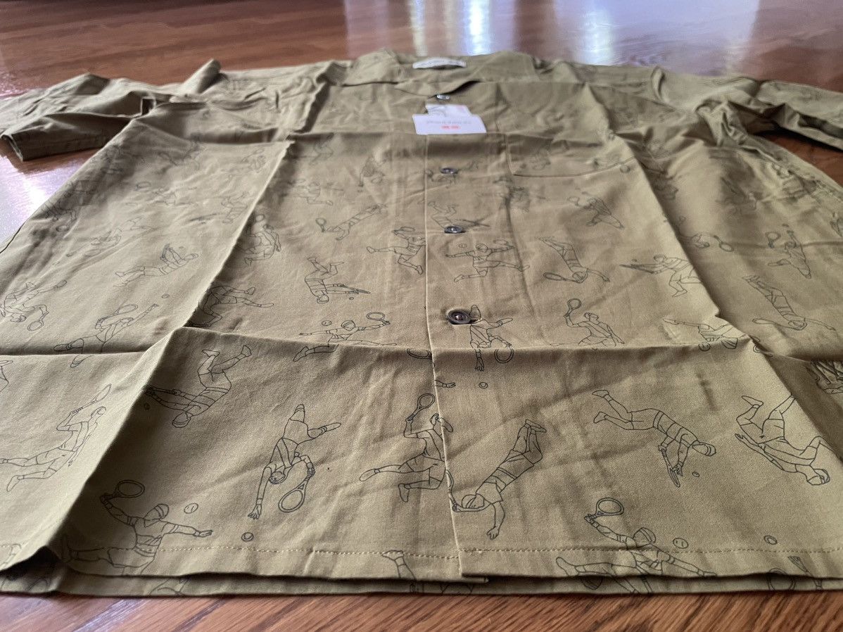 JW Anderson × Uniqlo Large Open Collar Olive Green Tennis Dress Shirt Up Vacation Size US L / EU 52-54 / 3 - 7 Thumbnail