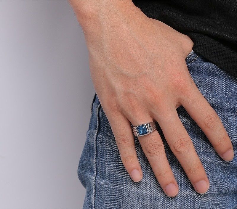 Jewelry Blue CZ Zircon Ring Size ONE SIZE - 1 Thumbnail