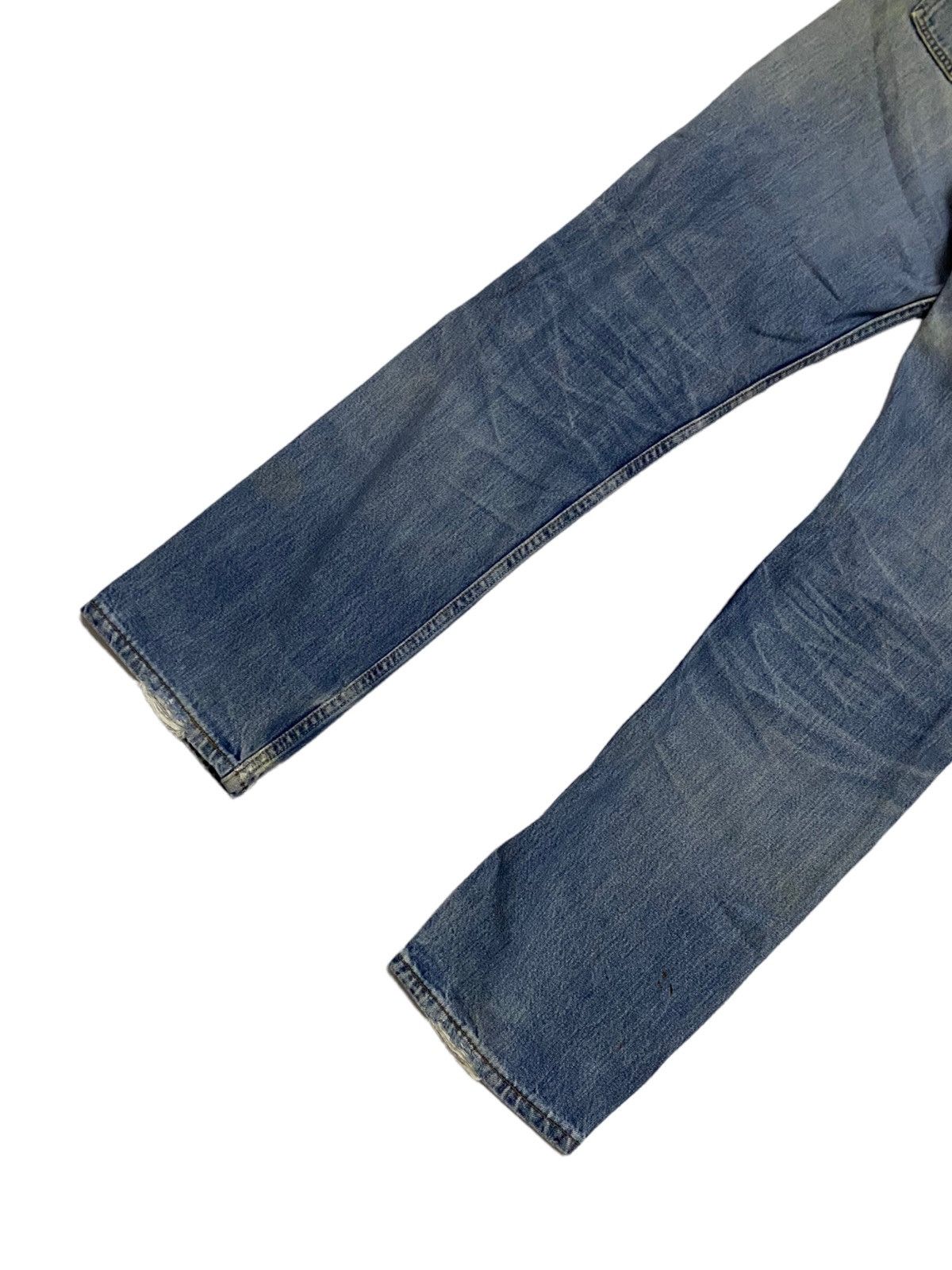 Levi's × Vintage Vintage 1998 Levi's 501 Seasoned Jeans Made in USA Size US 28 / EU 44 - 14 Thumbnail