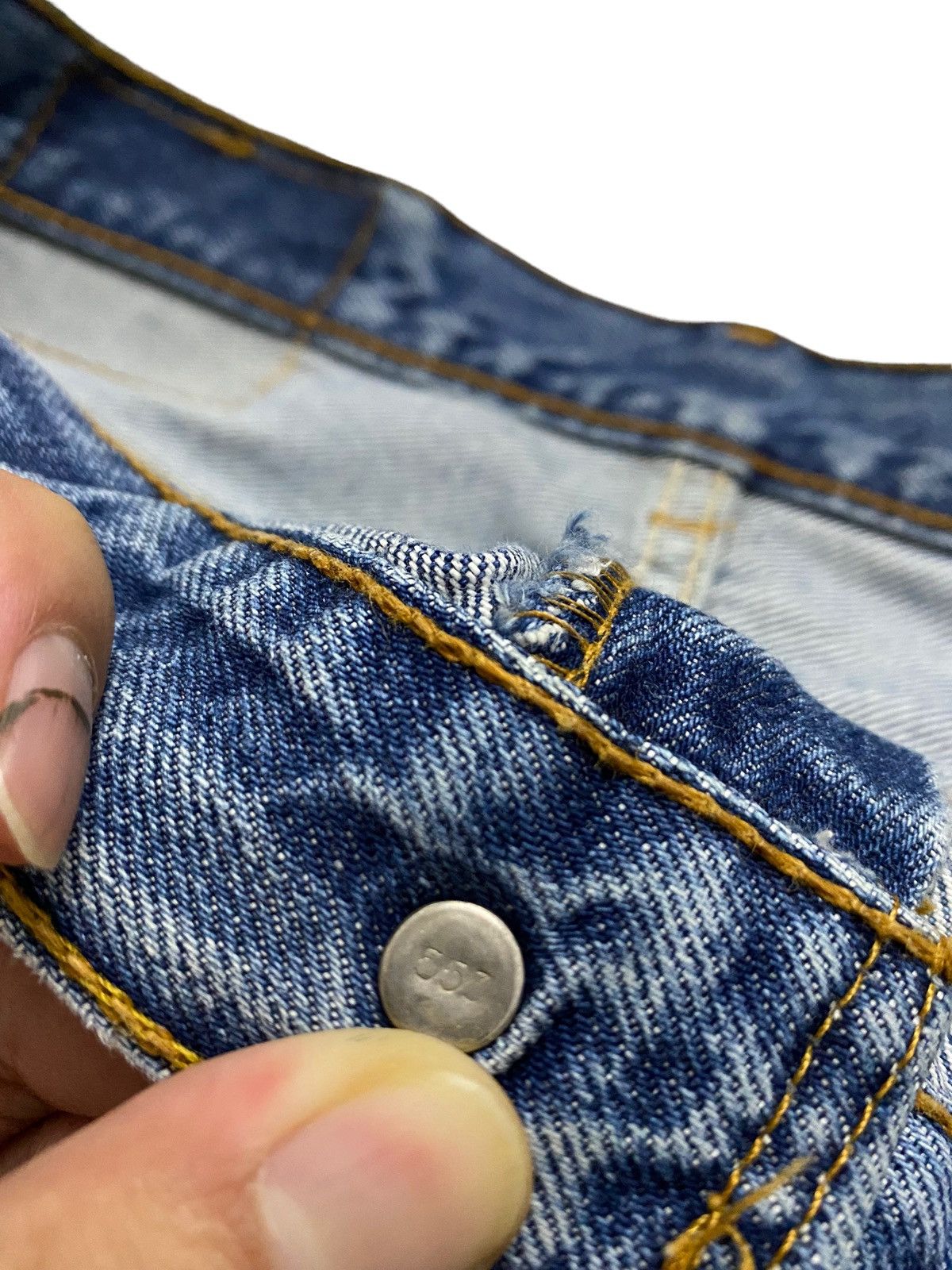 Levi's × Vintage Vintage 1998 Levi's 501 Seasoned Jeans Made in USA Size US 28 / EU 44 - 7 Thumbnail