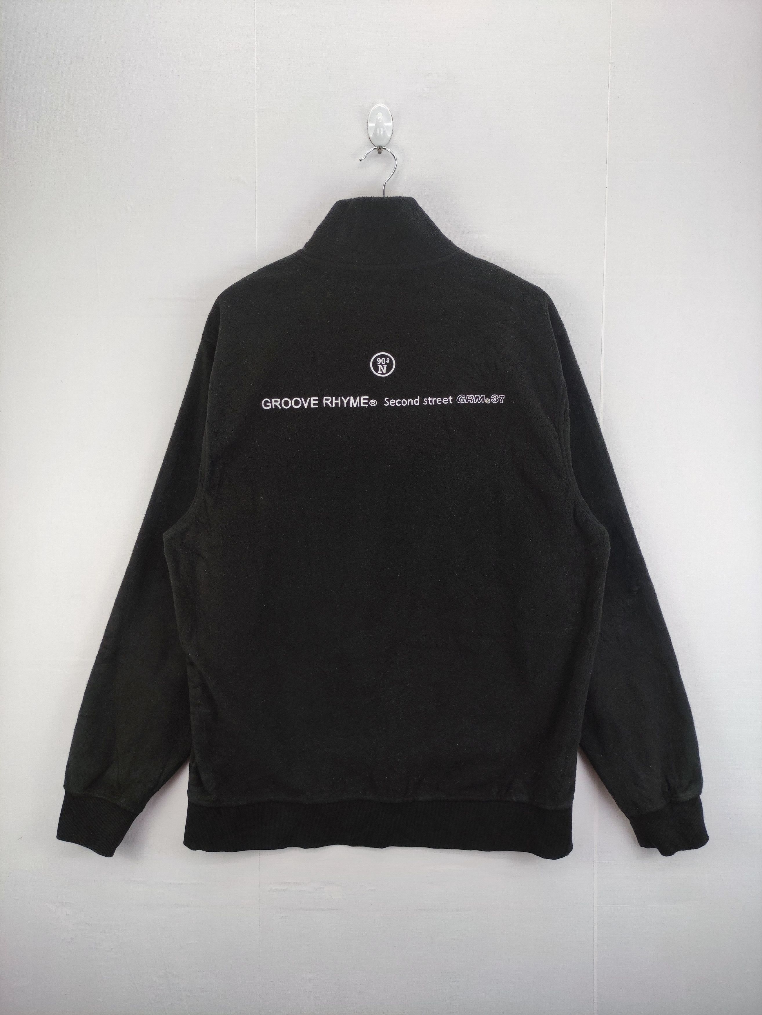 Japanese Brand Vintage Sweater Half Zipper By Groove Rhyme Size US XL / EU 56 / 4 - 8 Thumbnail