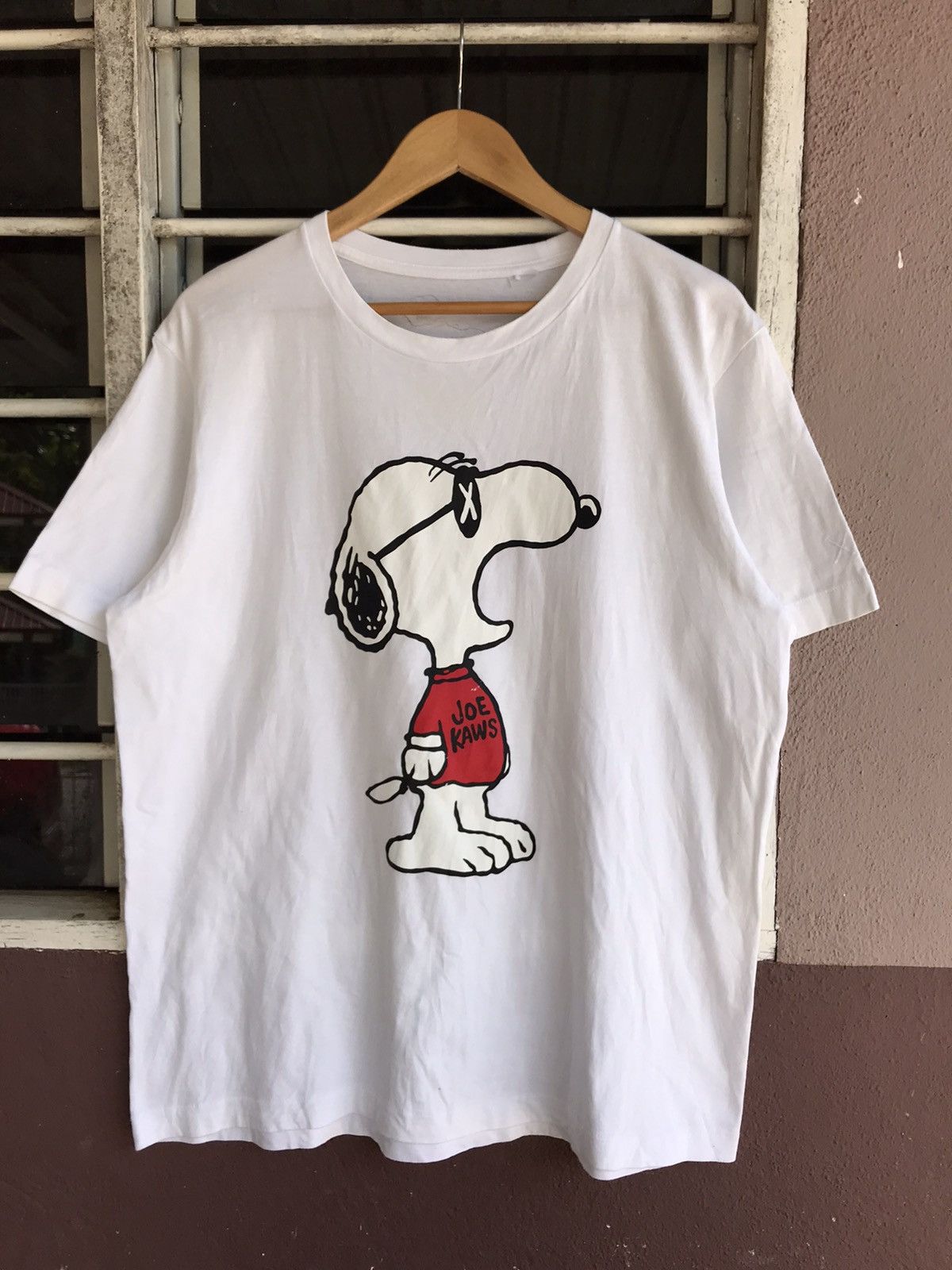 Uniqlo x Kaws X Snoopy Big Logo Tees