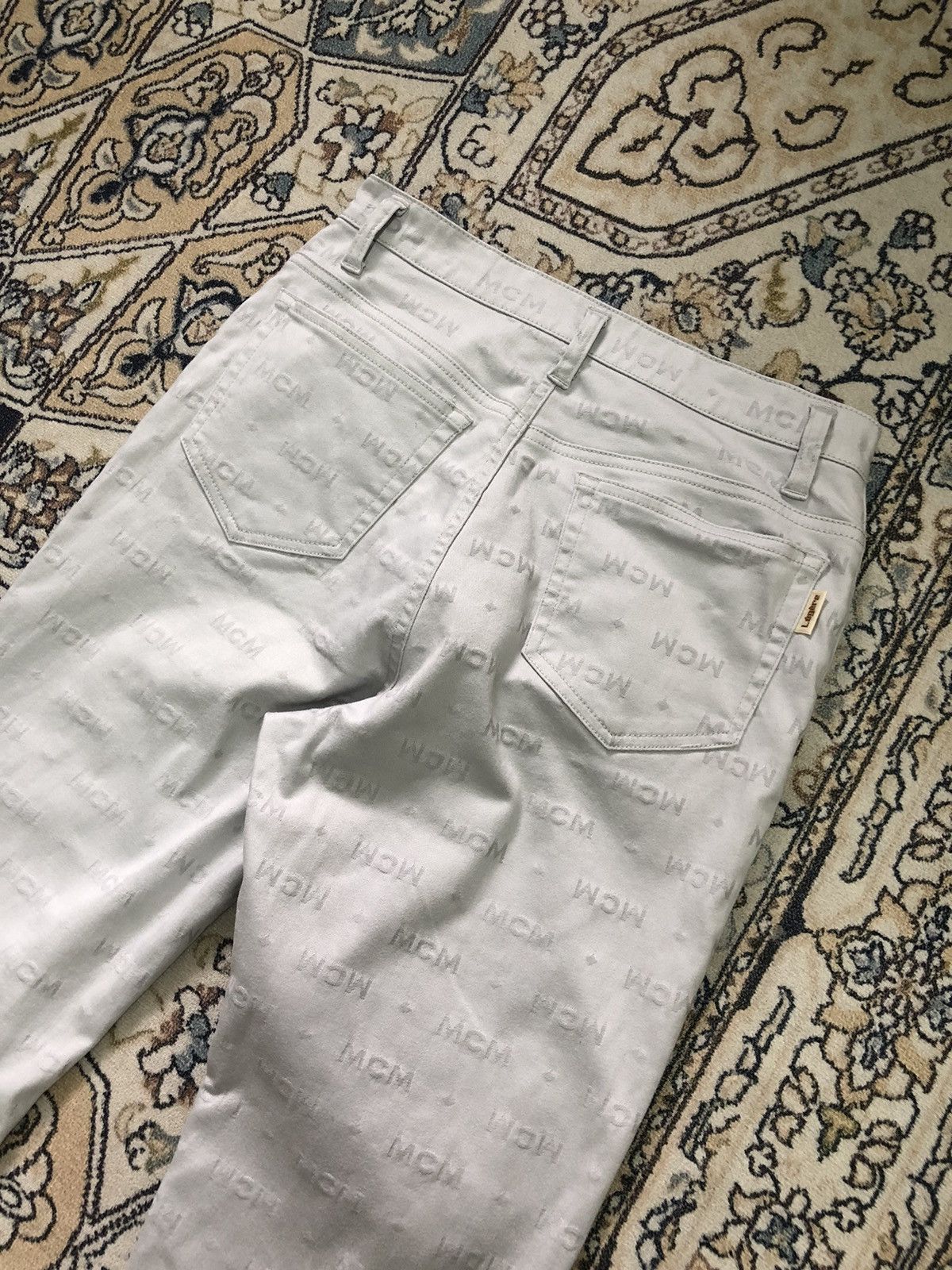 MCM Vintage MCM Full Prints Monogram Slim Fit Stretchable Jeans Size 28" / US 6 / IT 42 - 6 Thumbnail