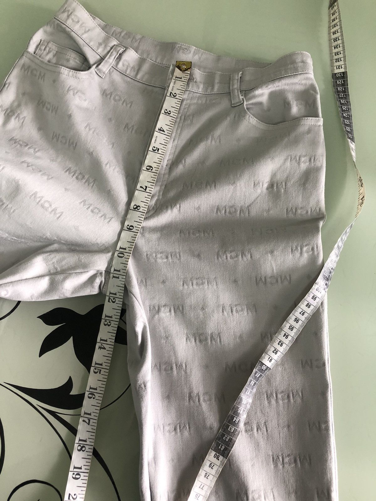 MCM Vintage MCM Full Prints Monogram Slim Fit Stretchable Jeans Size 28" / US 6 / IT 42 - 19 Thumbnail