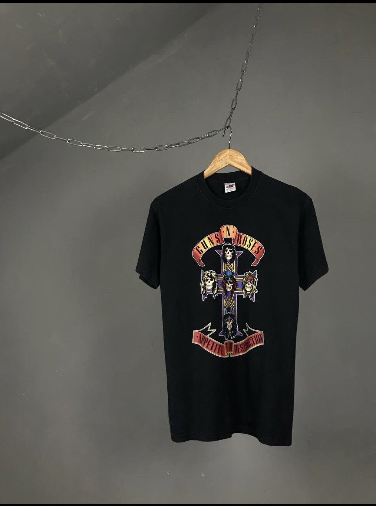 Band Tees Guns and Roses vintage 2004 rock band tee Size US S / EU 44-46 / 1 - 1 Thumbnail