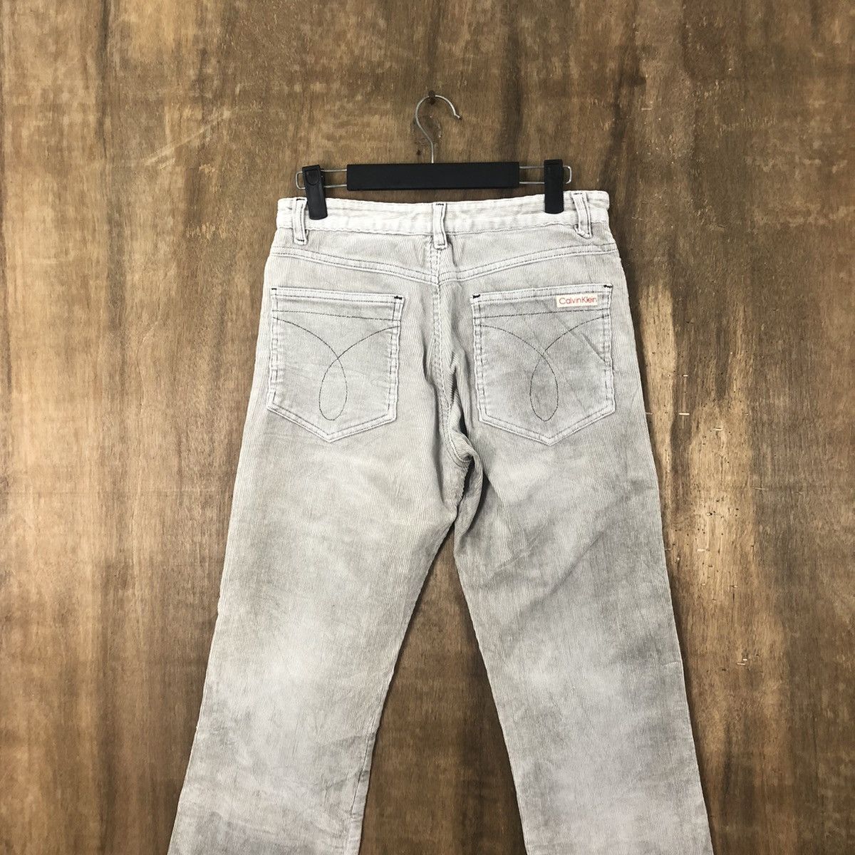 Calvin Klein Calvin Klein Grey Corduroy Casual pants #6266 Size US 26 / EU 42 - 8 Thumbnail