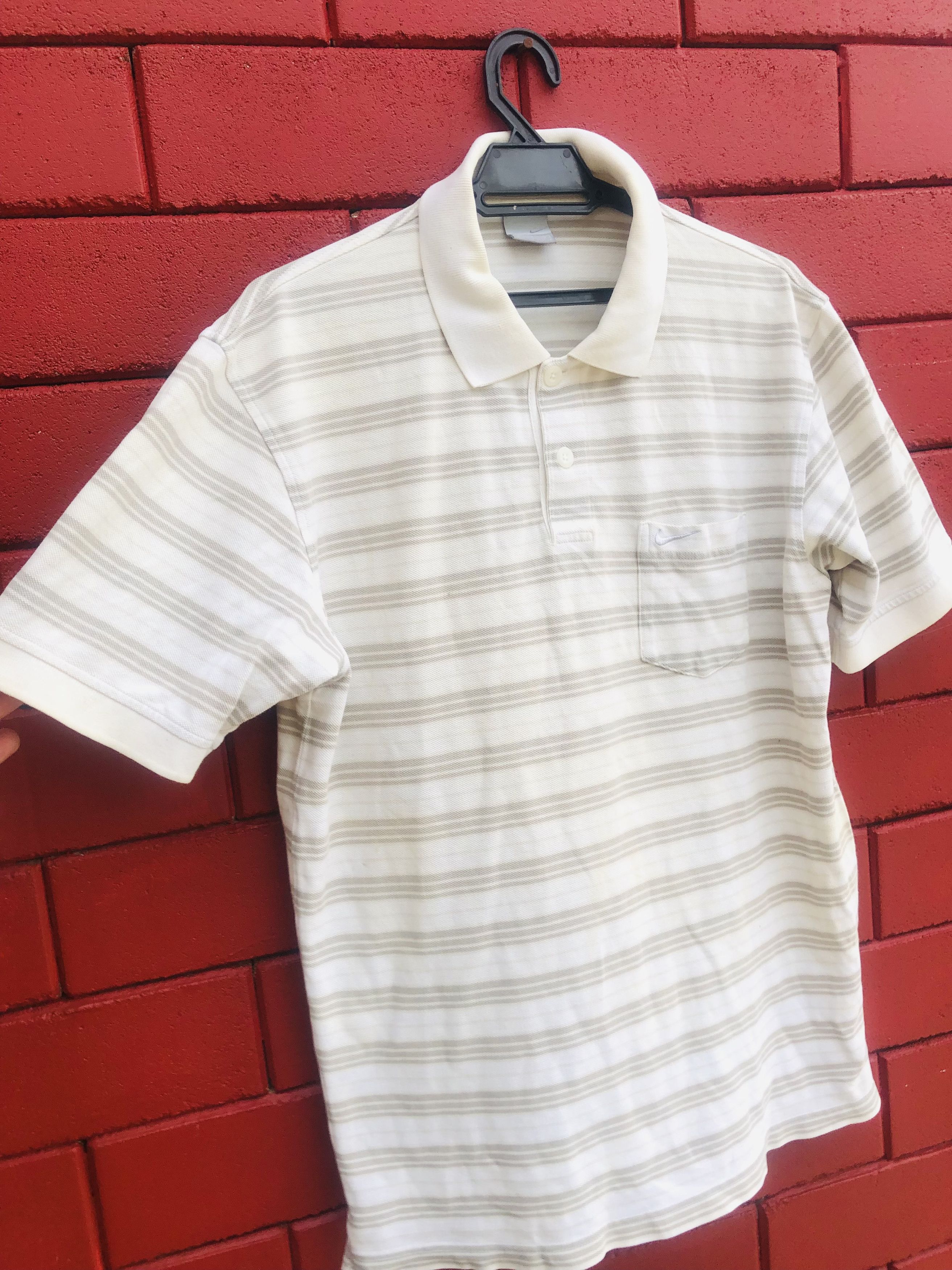 Nike × Vintage Vintage Nike Streetwear Designer Fashion Style Shirt Size US M / EU 48-50 / 2 - 4 Thumbnail