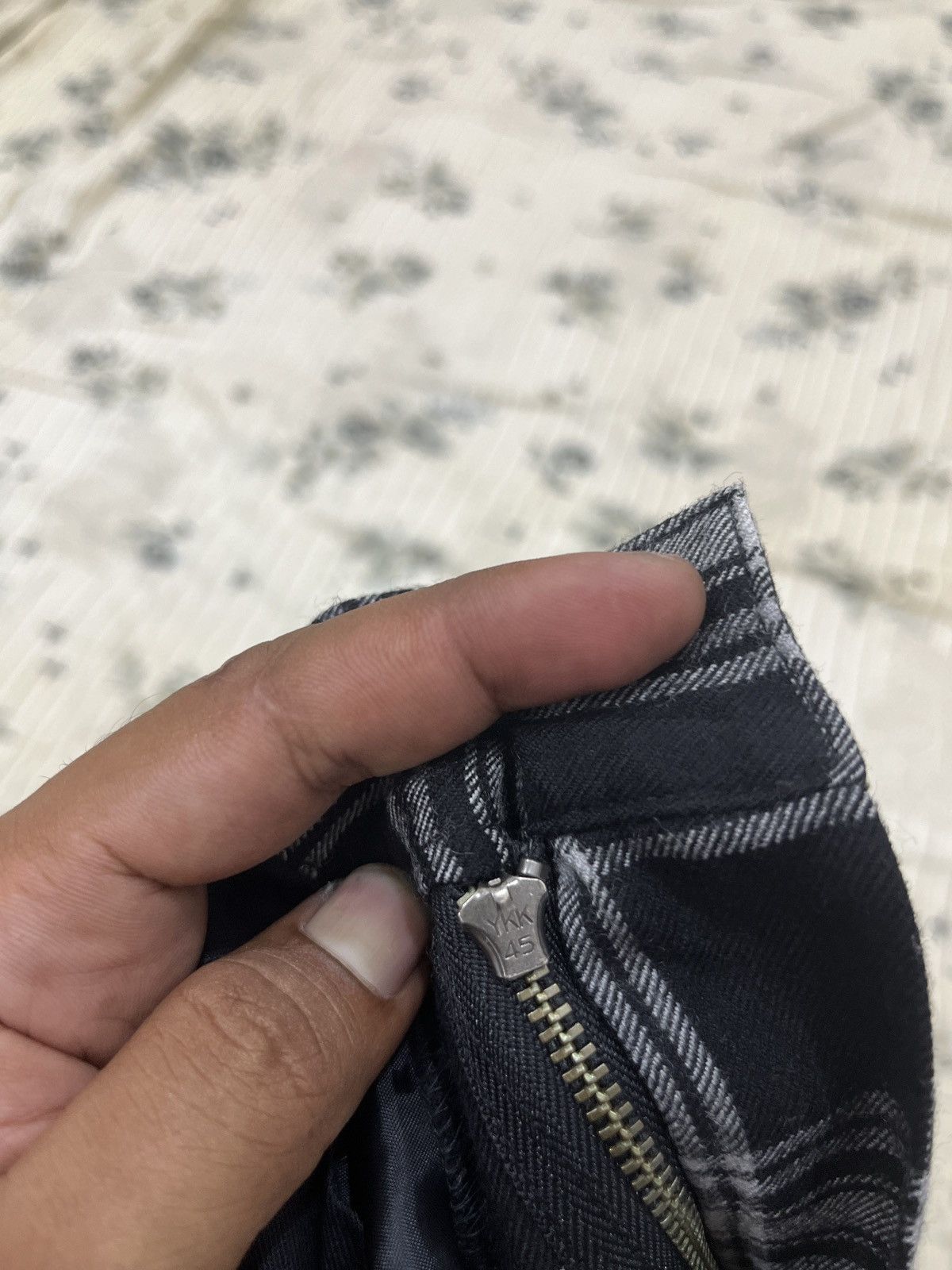 Japanese Brand (Llll). KINLOCH ANDERSON TARTAN PANTS Size US 31 - 10 Thumbnail