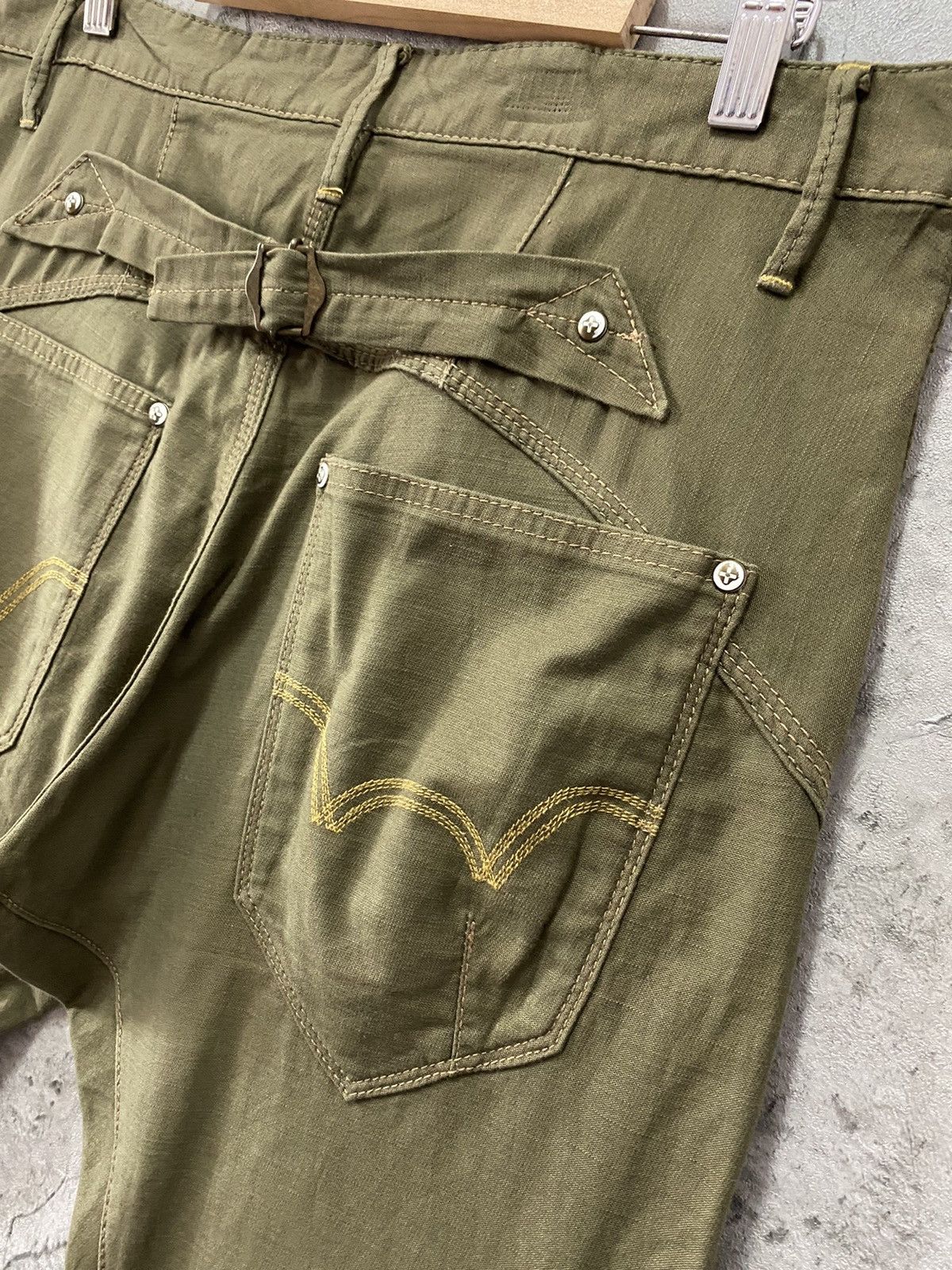 Edwin × Japanese Brand Vintage Edwin Japan Cargo Parachute Twisted Seam Baggy Pants Size US 34 / EU 50 - 16 Thumbnail
