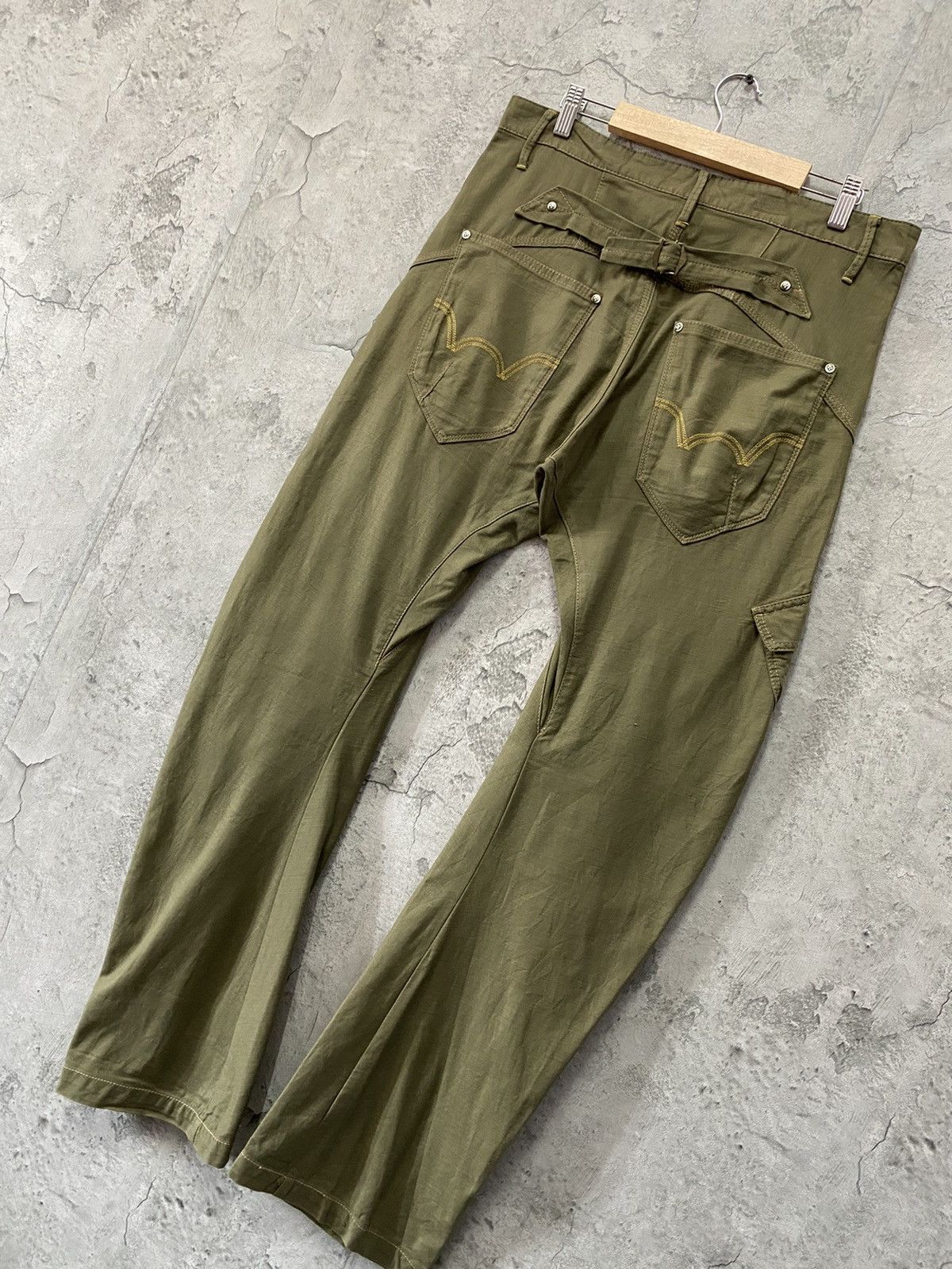 Edwin × Japanese Brand Vintage Edwin Japan Cargo Parachute Twisted Seam Baggy Pants Size US 34 / EU 50 - 13 Thumbnail