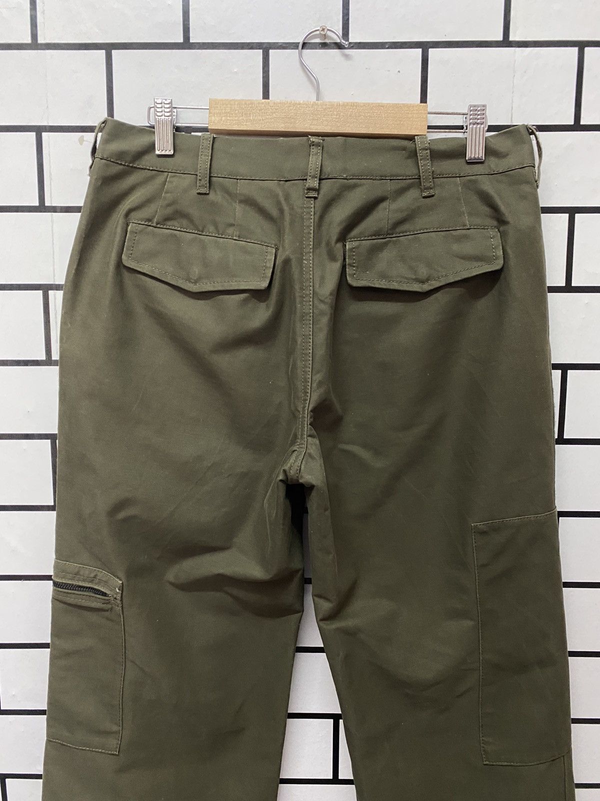 Designer × Japanese Brand Hiromichi Nakano Japan Cargo Parachute Technical Pants Size US 32 / EU 48 - 13 Thumbnail