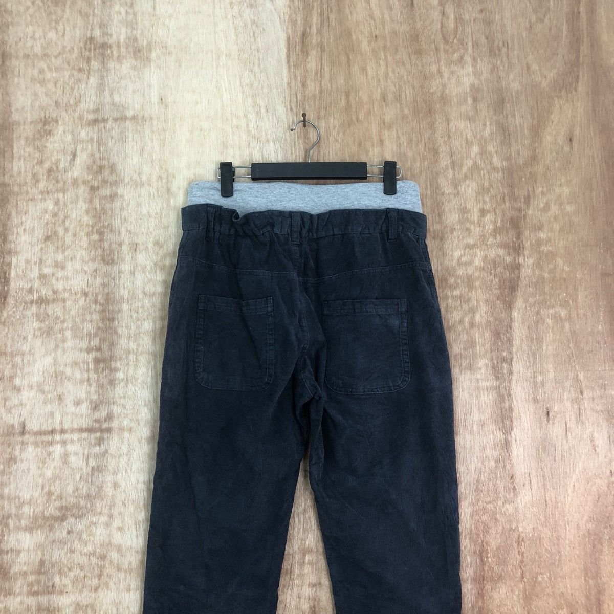 Japanese Brand Japanese Brand Dark Blue Corduroy jogger pants #6200 Size US 27 - 7 Thumbnail
