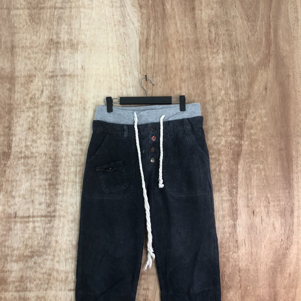 Japanese Brand Japanese Brand Dark Blue Corduroy jogger pants #6200 Size US 27 - 2 Thumbnail