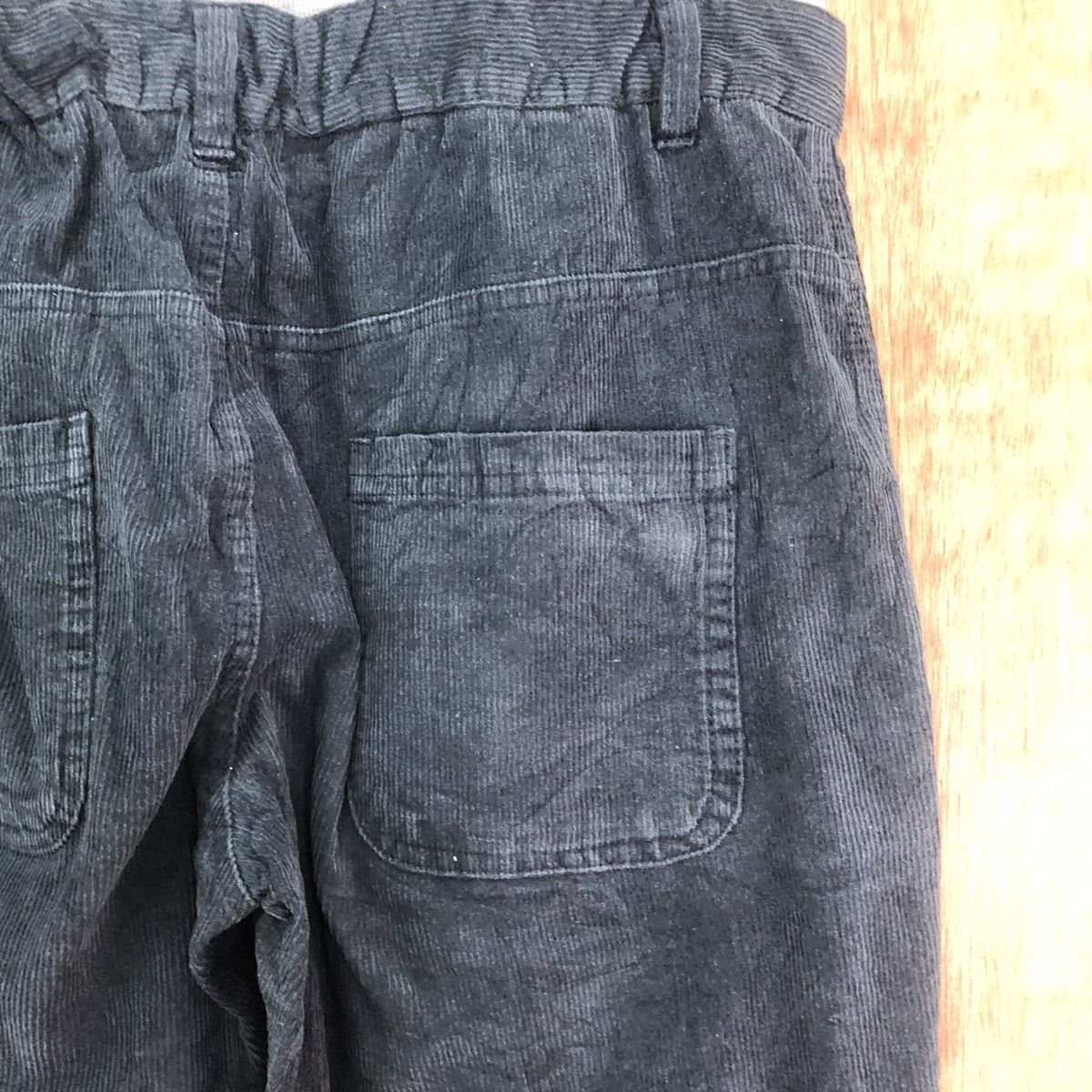 Japanese Brand Japanese Brand Dark Blue Corduroy jogger pants #6200 Size US 27 - 10 Thumbnail