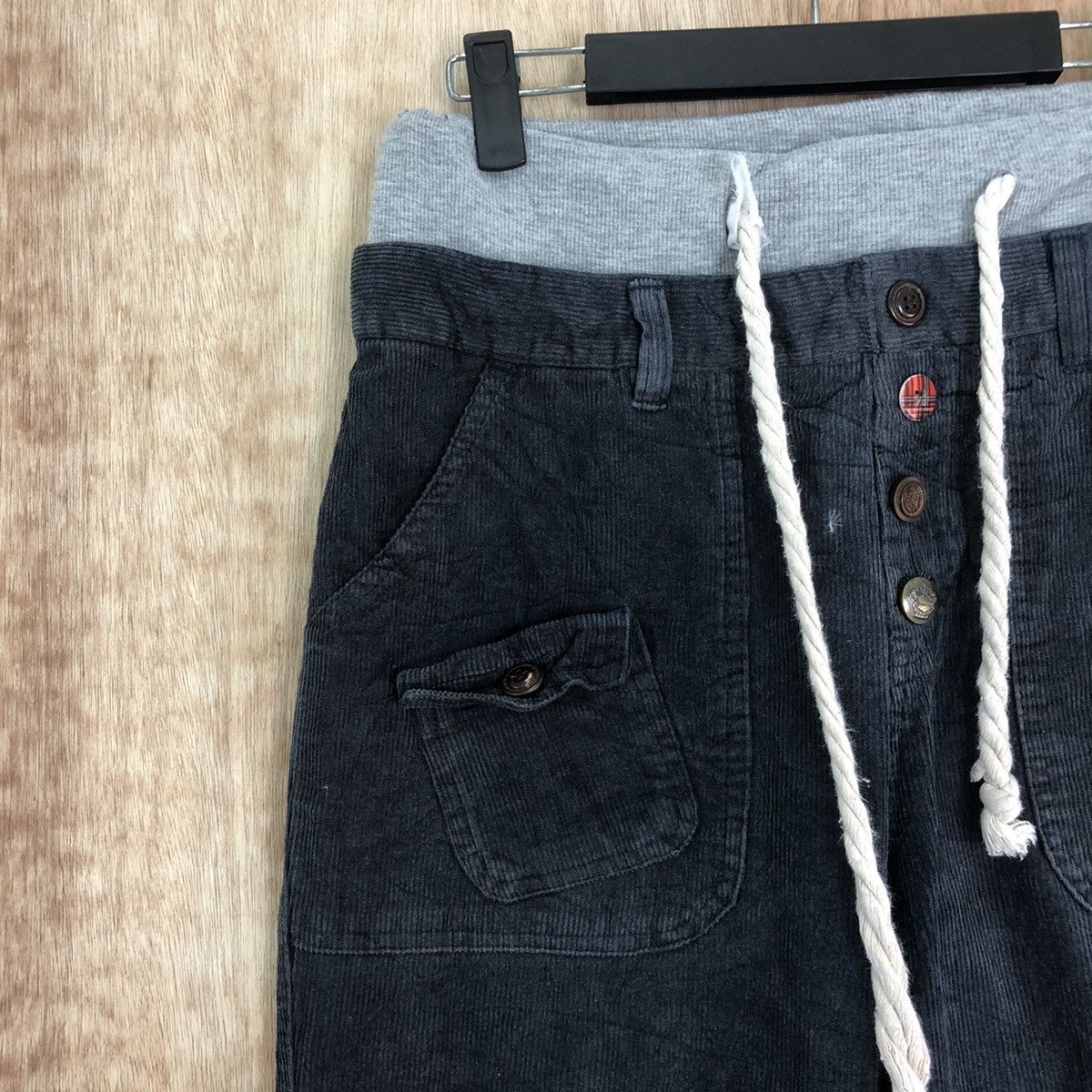 Japanese Brand Japanese Brand Dark Blue Corduroy jogger pants #6200 Size US 27 - 4 Thumbnail