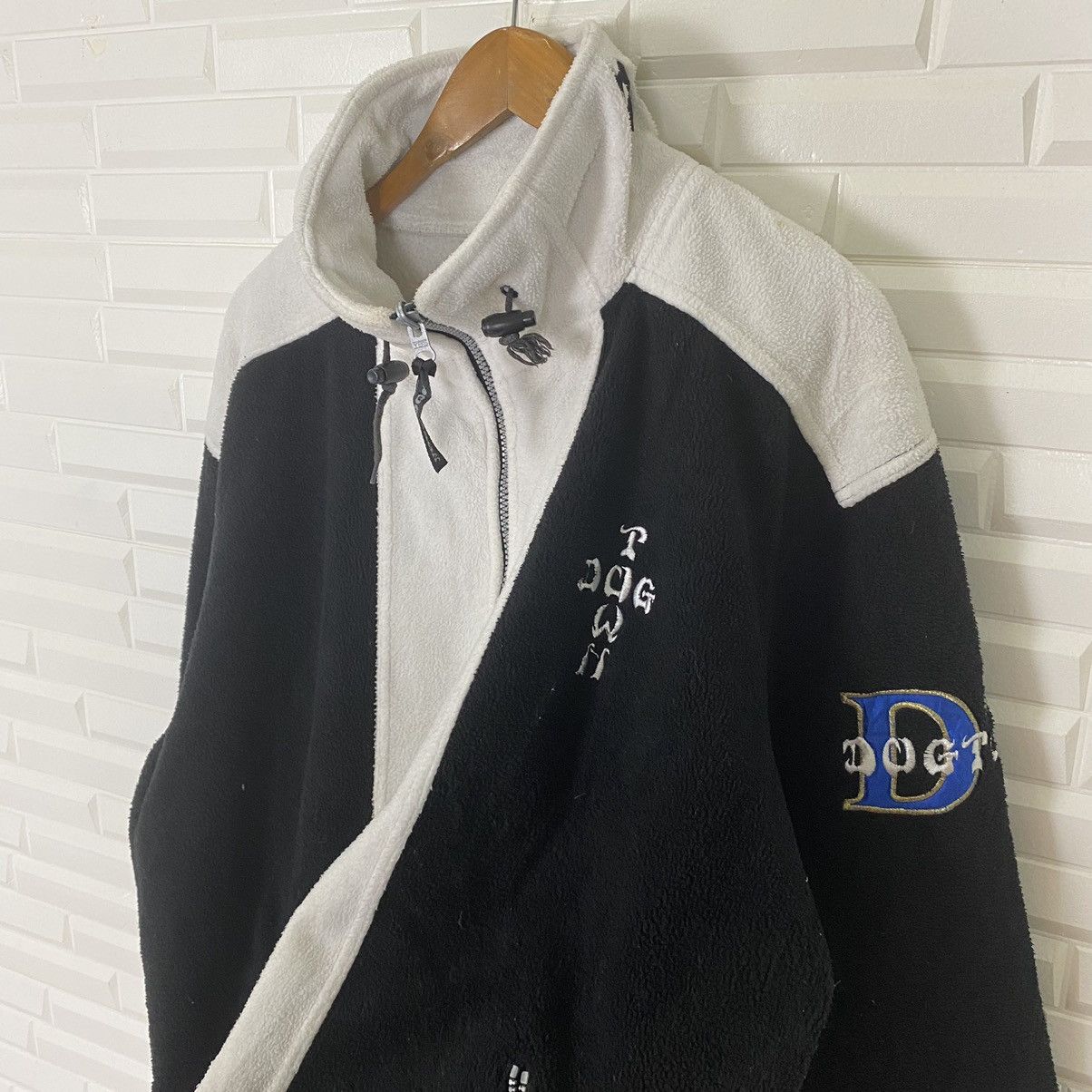 Dogtown × Japanese Brand × Vintage DOGTOWN EMBROIDERED LOGO FLEECE ZIPPER JACKET Size US L / EU 52-54 / 3 - 5 Thumbnail
