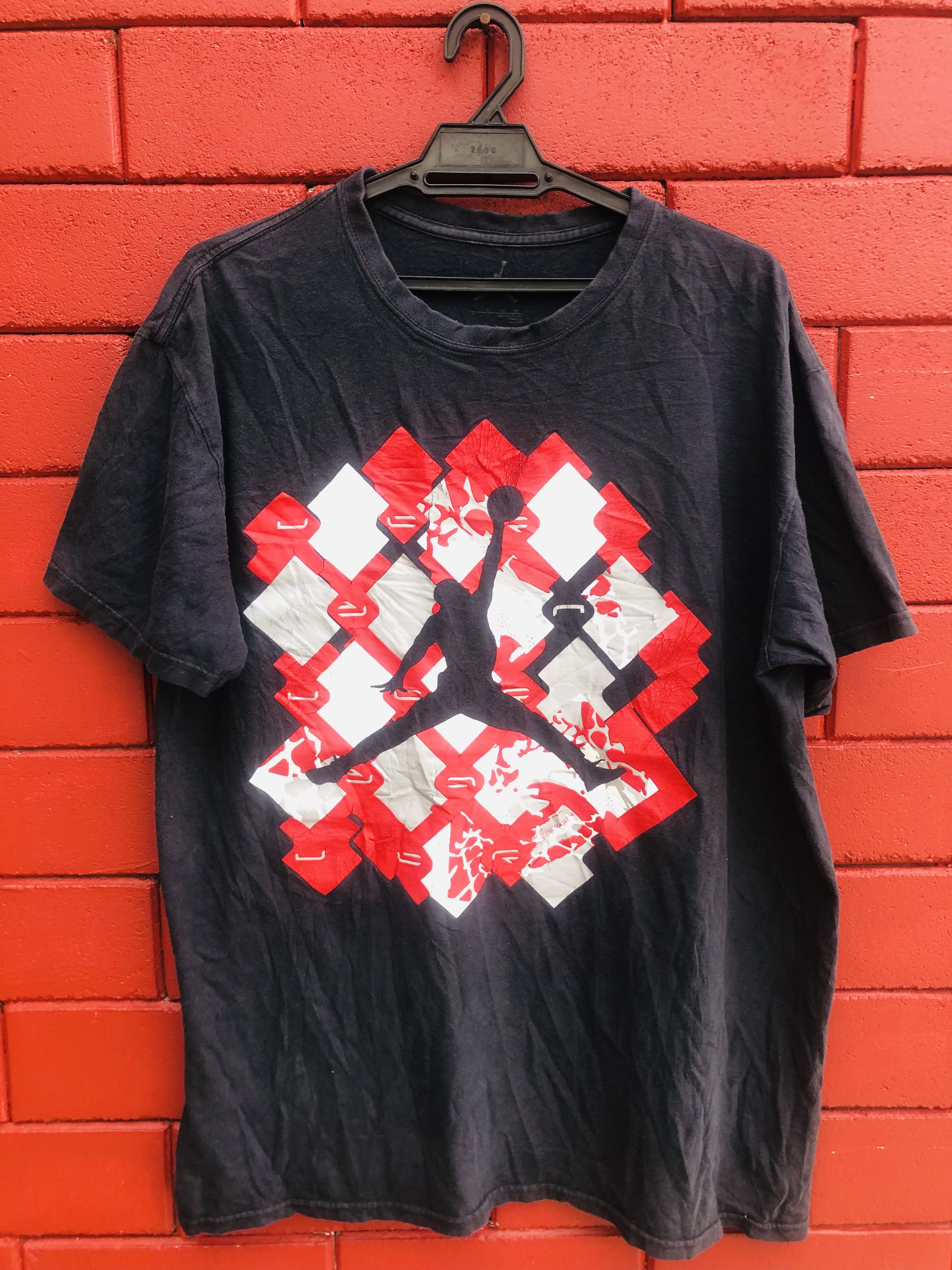 Jordan Brand × Vintage Vintage Air Jordan Streetwear Fashion Style Shirt Size US L / EU 52-54 / 3 - 1 Thumbnail
