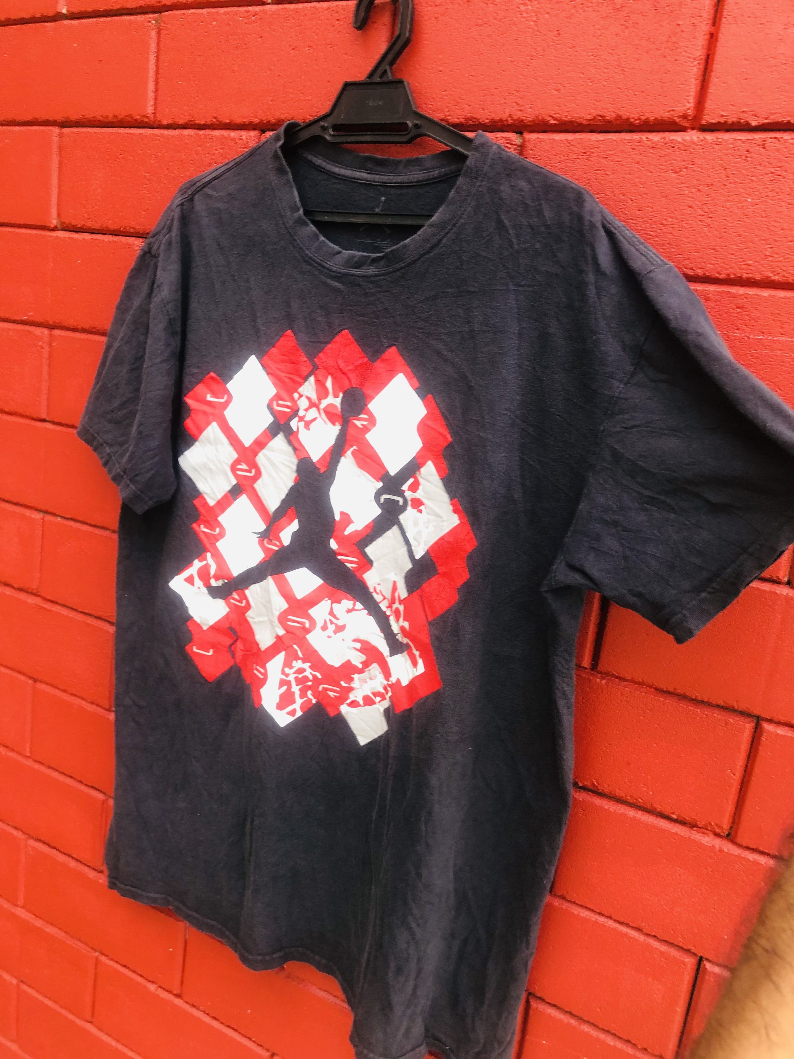 Jordan Brand × Vintage Vintage Air Jordan Streetwear Fashion Style Shirt Size US L / EU 52-54 / 3 - 5 Thumbnail