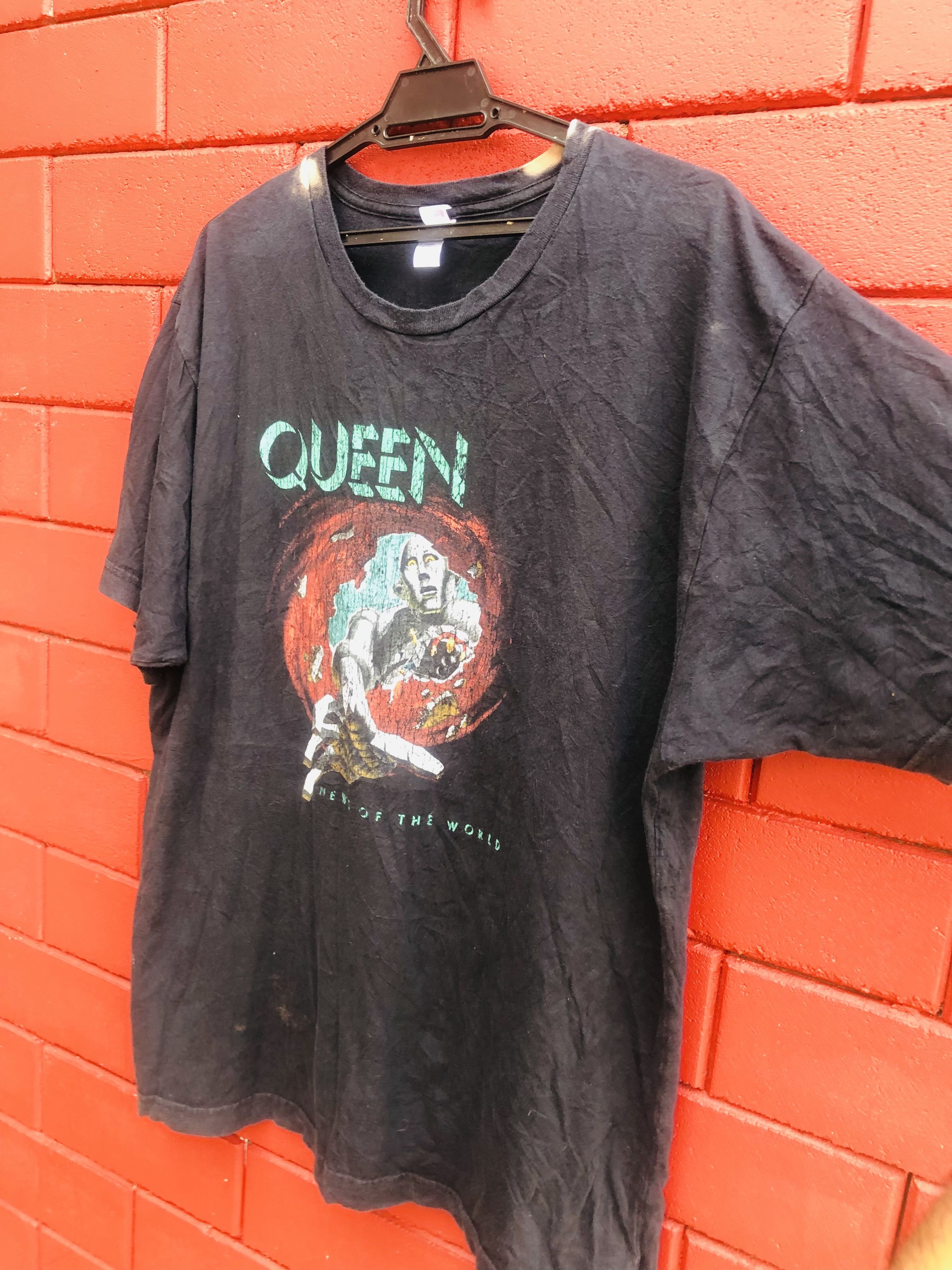 Band Tees × Vintage Vintage Queen Band Music Fashion Style Shirt Size US XL / EU 56 / 4 - 3 Thumbnail