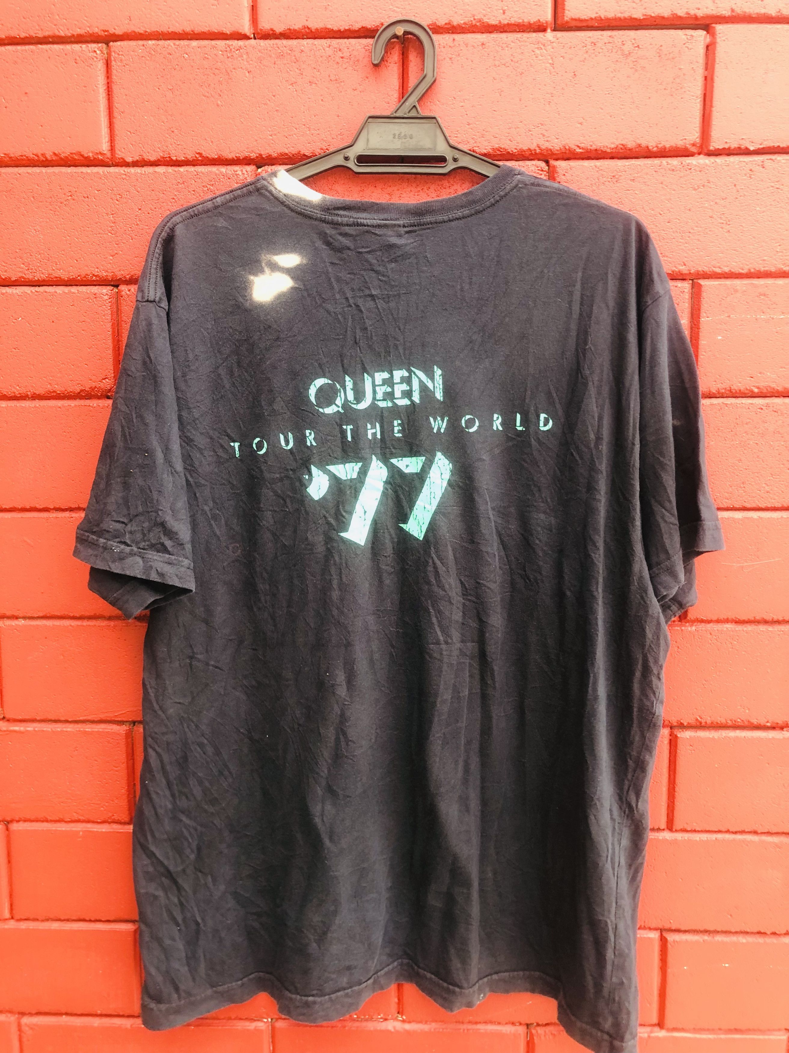 Band Tees × Vintage Vintage Queen Band Music Fashion Style Shirt Size US XL / EU 56 / 4 - 5 Thumbnail