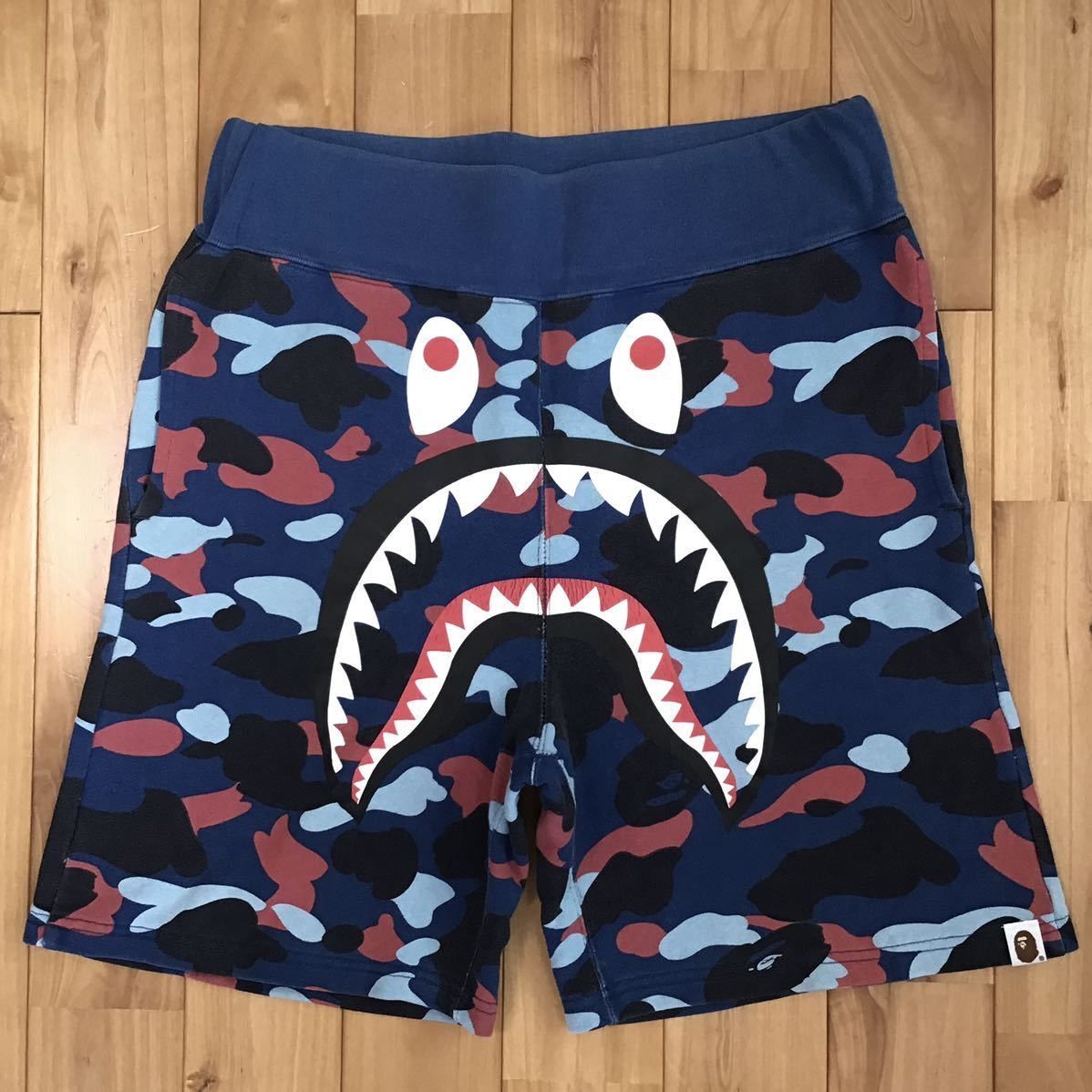 Bape BAPE multi camo Shark sweat shorts a bathing ape ★size S Size US 30 / EU 46 - 1 Thumbnail