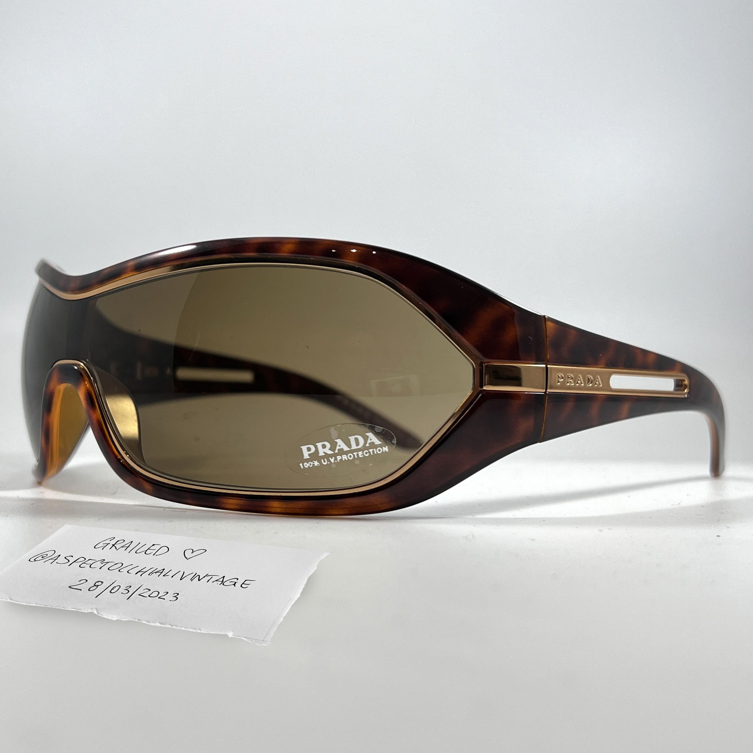 PRADA-AUTHENTIC, fashion RARE VINTAGE SUNGLASSES