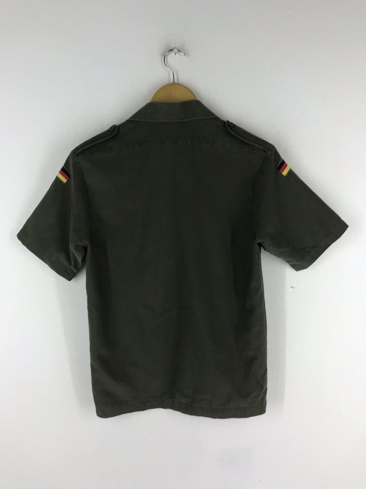 Other VTG GERMAN WAHLER 8355 MILITARY BUTTON SHIRT Size US S / EU 44-46 / 1 - 6 Thumbnail