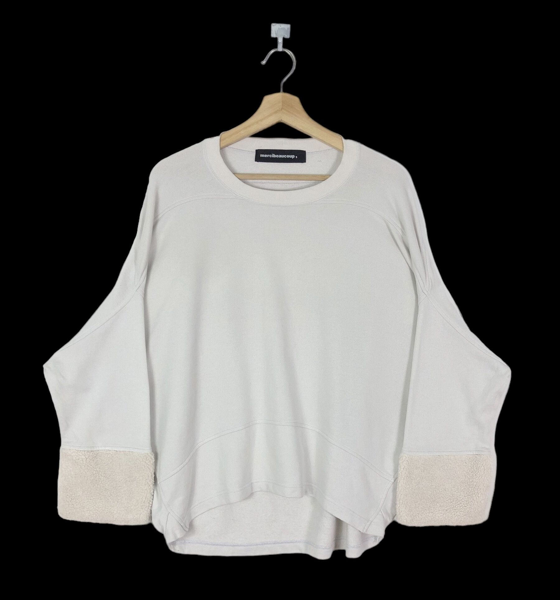 Issey Miyake RARE🔥VINTAGE MIYAKE MERCIBEAUCOUP OVERSIZE BATWING SWEATER Size M / US 6-8 / IT 42-44 - 1 Thumbnail