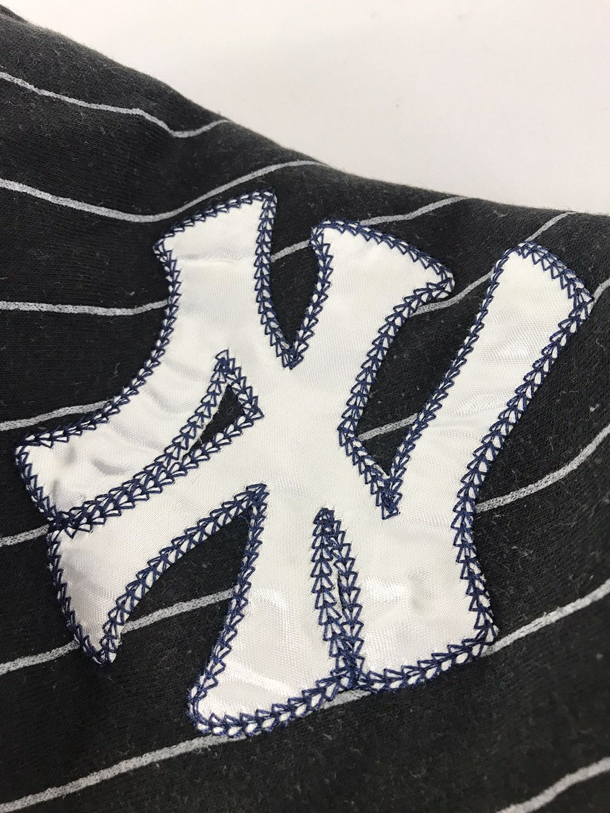 MLB × New York Yankees MLB New York Yankee Hoodies Jacket Zipper Big Logo Striped Size US S / EU 44-46 / 1 - 7 Thumbnail