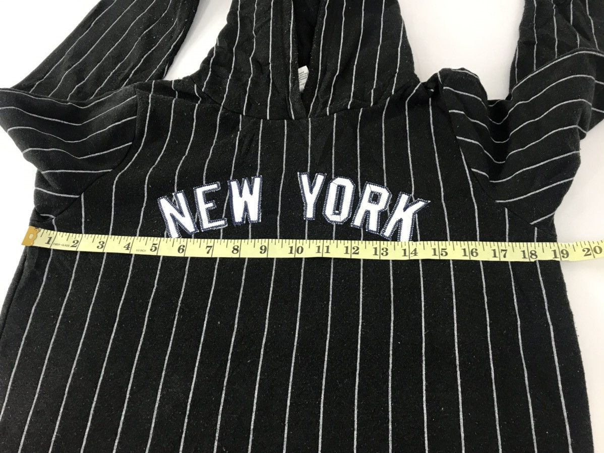 MLB × New York Yankees MLB New York Yankee Hoodies Jacket Zipper Big Logo Striped Size US S / EU 44-46 / 1 - 10 Thumbnail