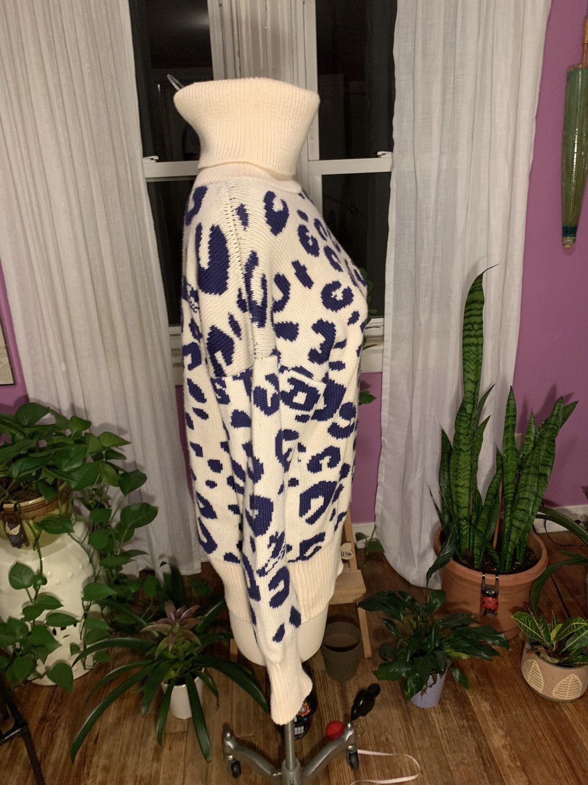 Vintage × Vivienne Westwood Rare archival runway logo leopard turtleneck Size US L / EU 52-54 / 3 - 4 Thumbnail