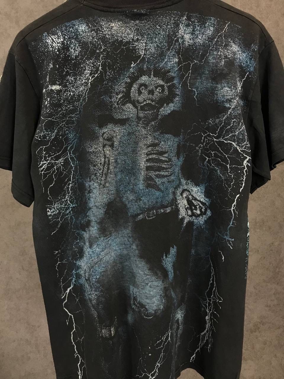 Band Tees Metallica vintage rock overprinted band tee Size US M / EU 48-50 / 2 - 6 Thumbnail