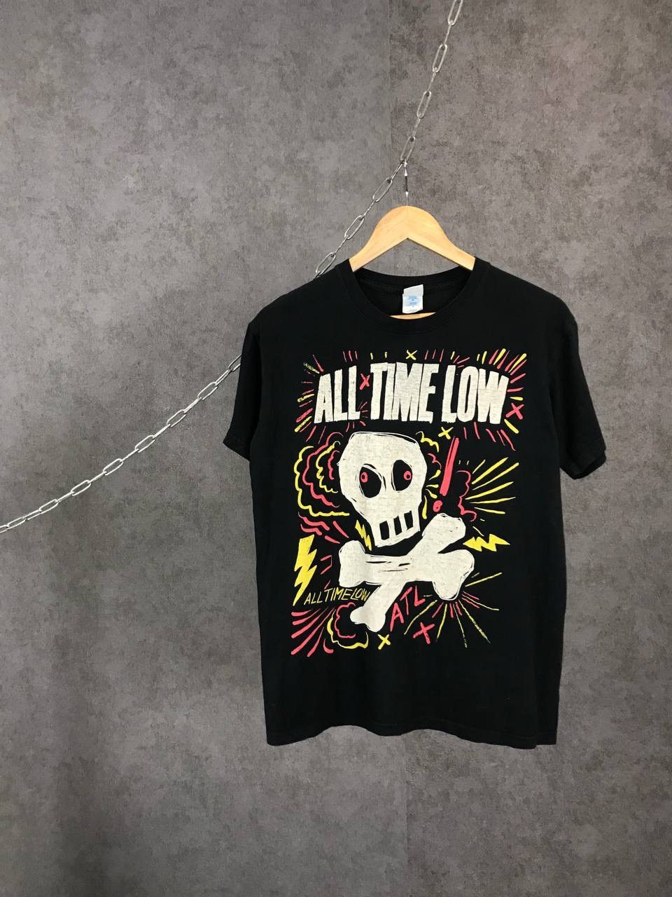 Band Tees All time low vintage rock band tee Size US M / EU 48-50 / 2 - 1 Thumbnail