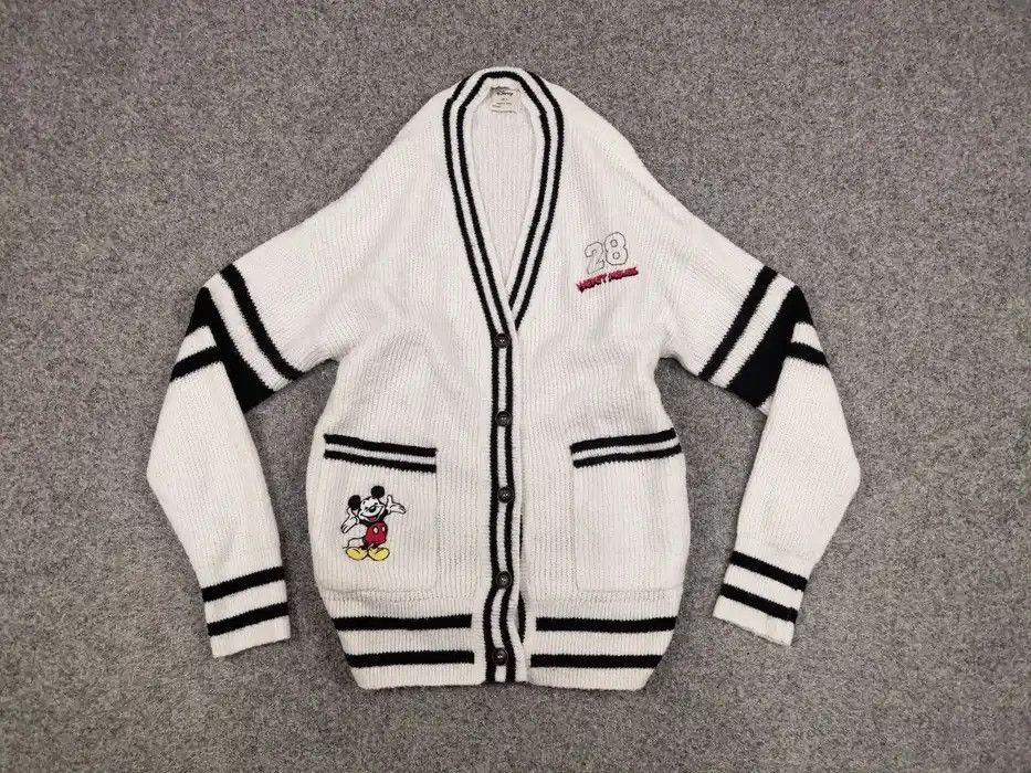 Japanese Brand Vintage 90's Japanese Disney White Knitted Cardigan Sweater Size US M / EU 48-50 / 2 - 6 Thumbnail