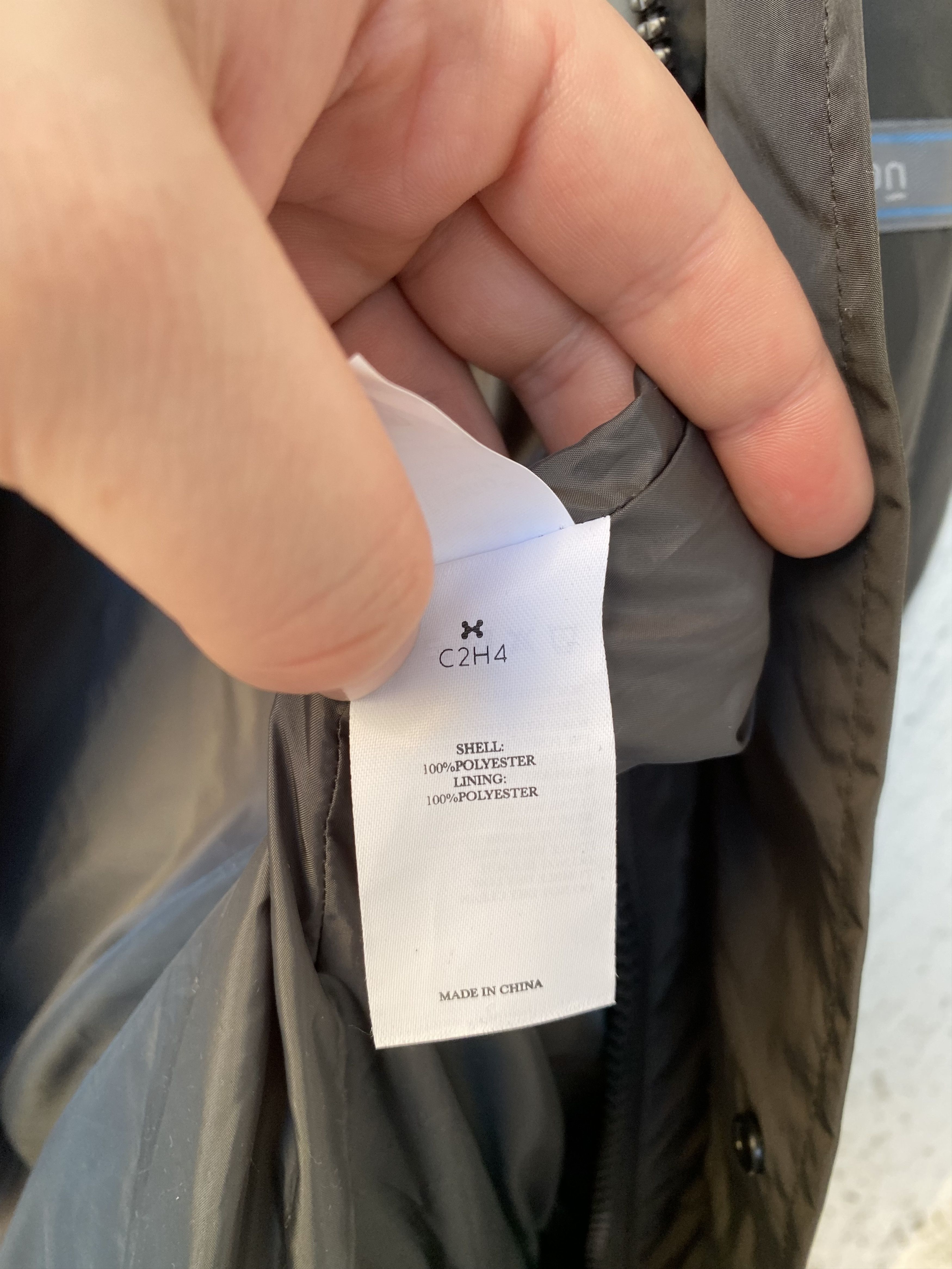 C2H4 FW18 SYSTEM ON CARBON BLACK CARGO JACKET Size US S / EU 44-46 / 1 - 8 Thumbnail