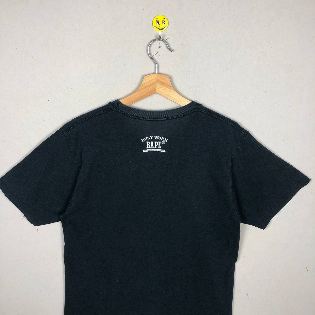 Bape Vintage Bape A Bathing Ape Busy Work Tshirt Size US M / EU 48-50 / 2 - 5 Thumbnail