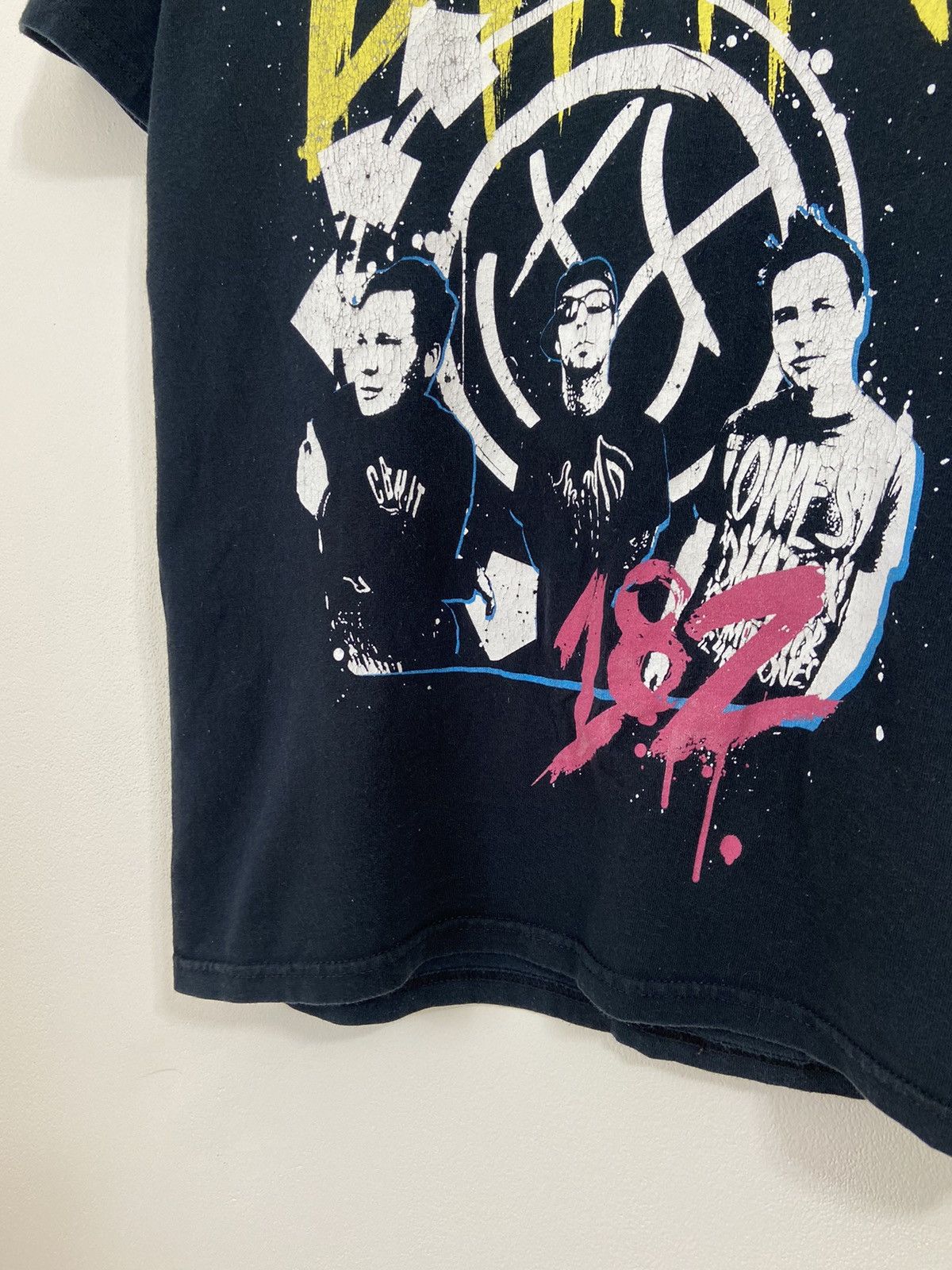 Band Tees Vintage Y2K Blink 182 Tour Band T Shirt Size US S / EU 44-46 / 1 - 8 Thumbnail