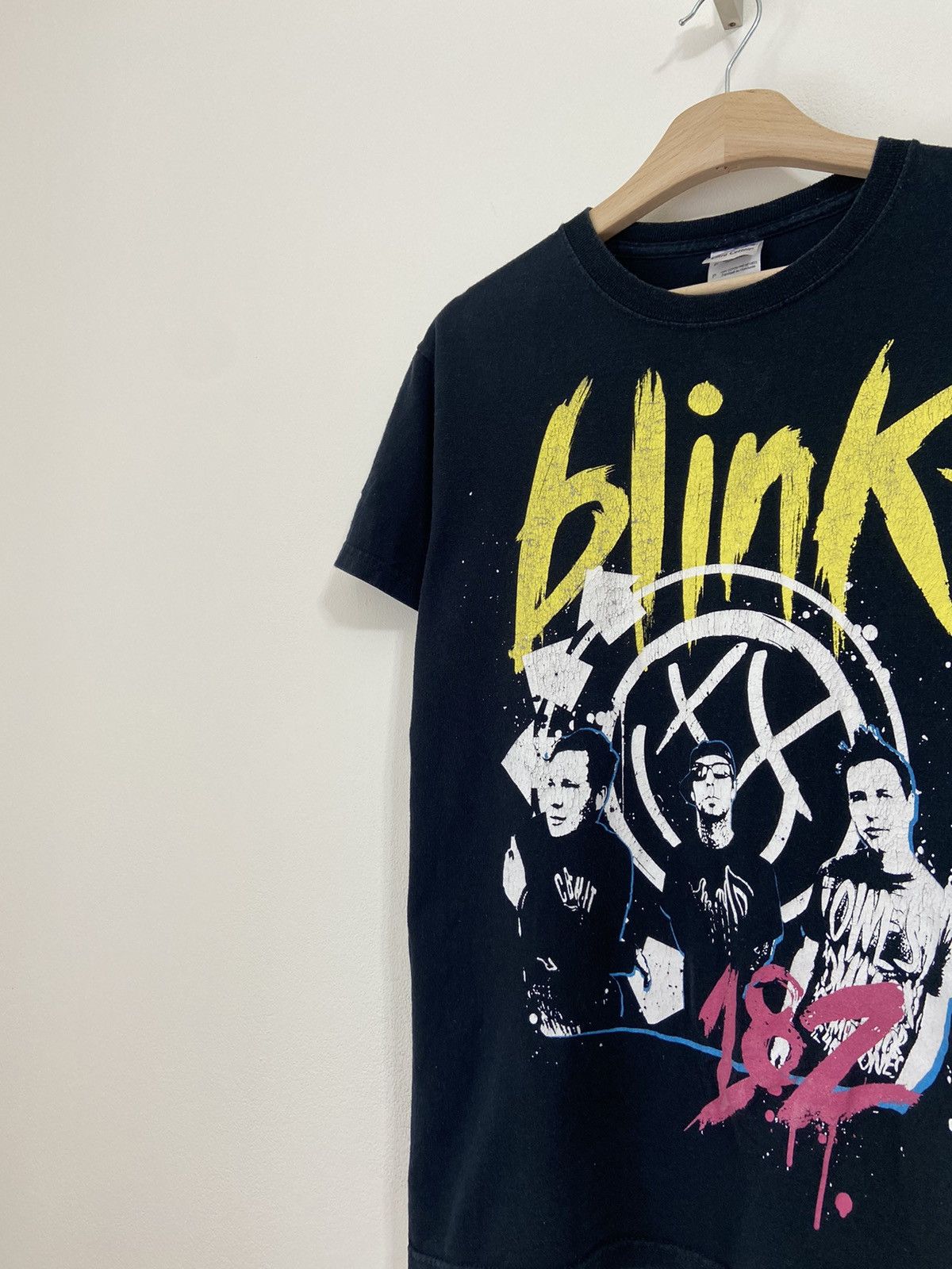 Band Tees Vintage Y2K Blink 182 Tour Band T Shirt Size US S / EU 44-46 / 1 - 4 Thumbnail