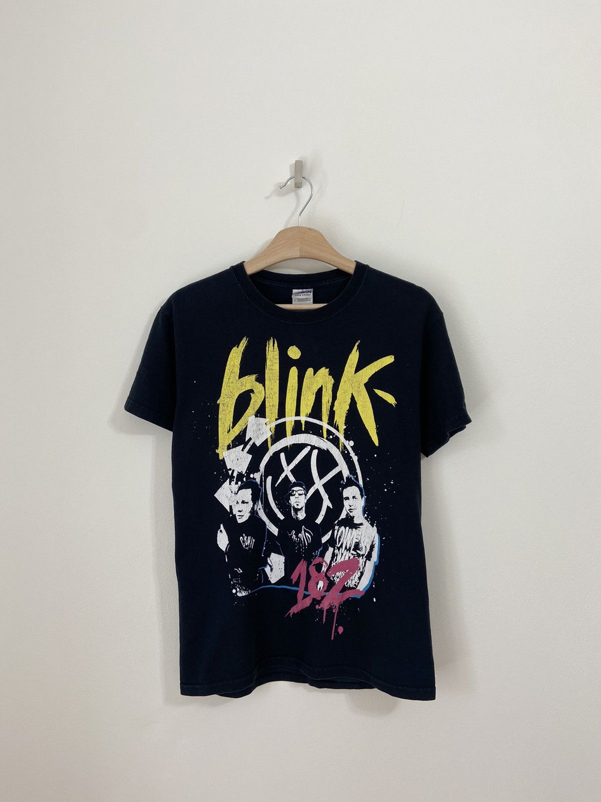 Band Tees Vintage Y2K Blink 182 Tour Band T Shirt Size US S / EU 44-46 / 1 - 1 Thumbnail