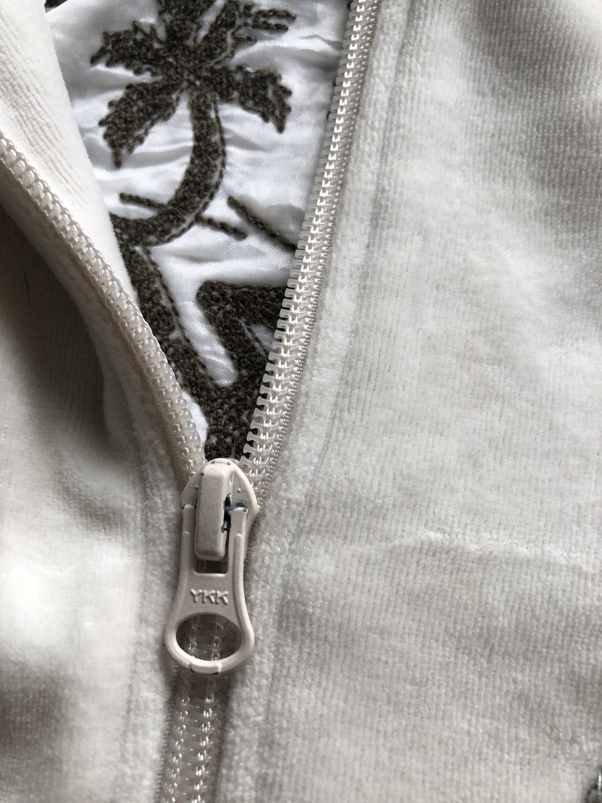 Quiksilver QuickSilver Big Logo velvet Zipper Jacket Size US L / EU 52-54 / 3 - 7 Thumbnail