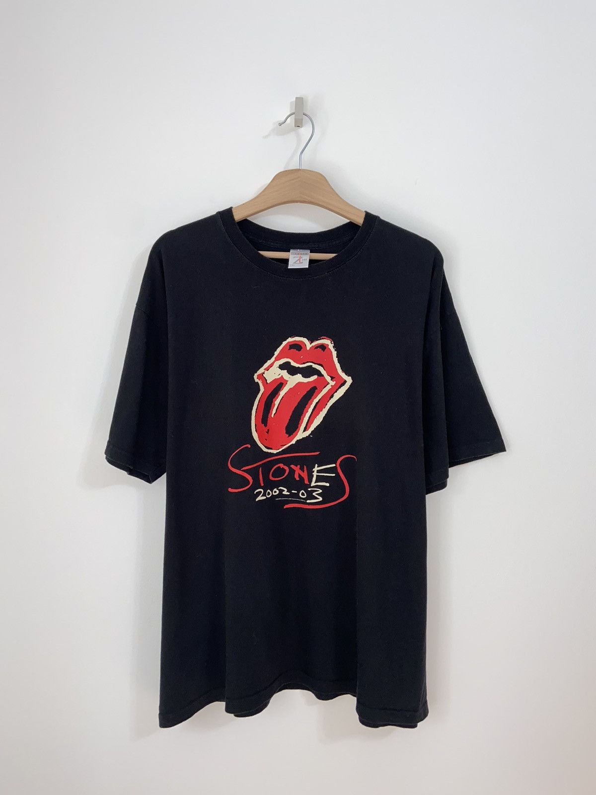 Band Tees ROLLING STONES 2002 Tour VINTAGE Tee Size US XXL / EU 58 / 5 - 1 Thumbnail