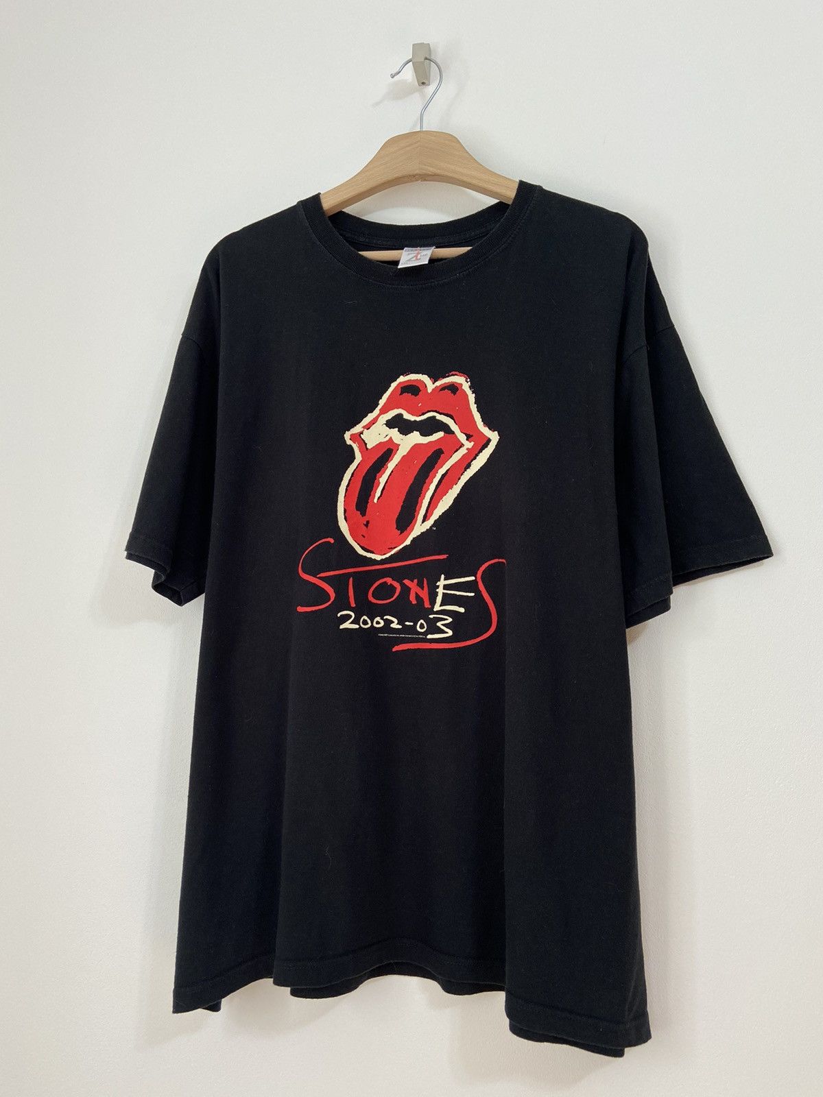 Band Tees ROLLING STONES 2002 Tour VINTAGE Tee Size US XXL / EU 58 / 5 - 9 Thumbnail