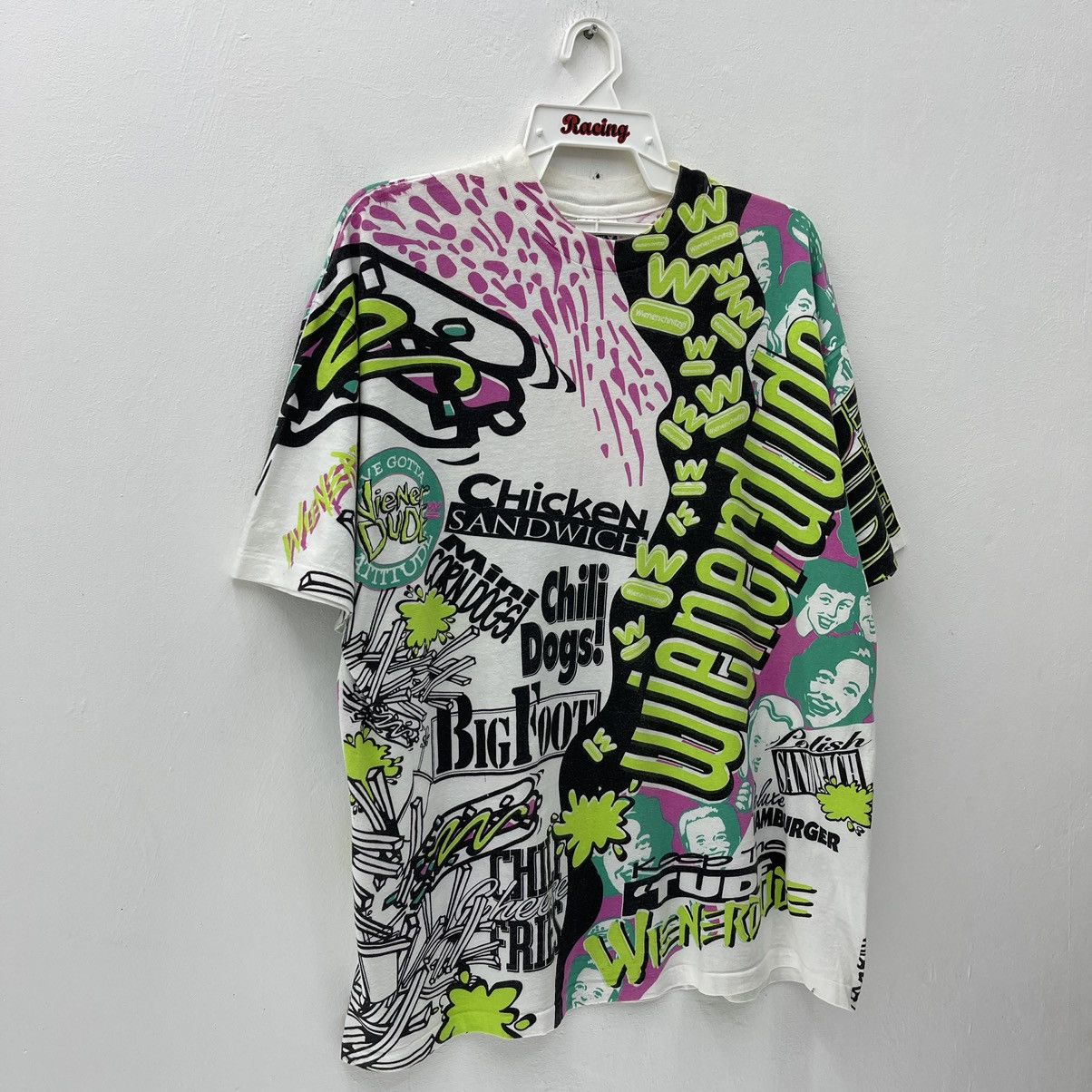 Vintage Vintage 90s All Over Print Nice T-Shirt Single Stitch Size US XL / EU 56 / 4 - 6 Thumbnail